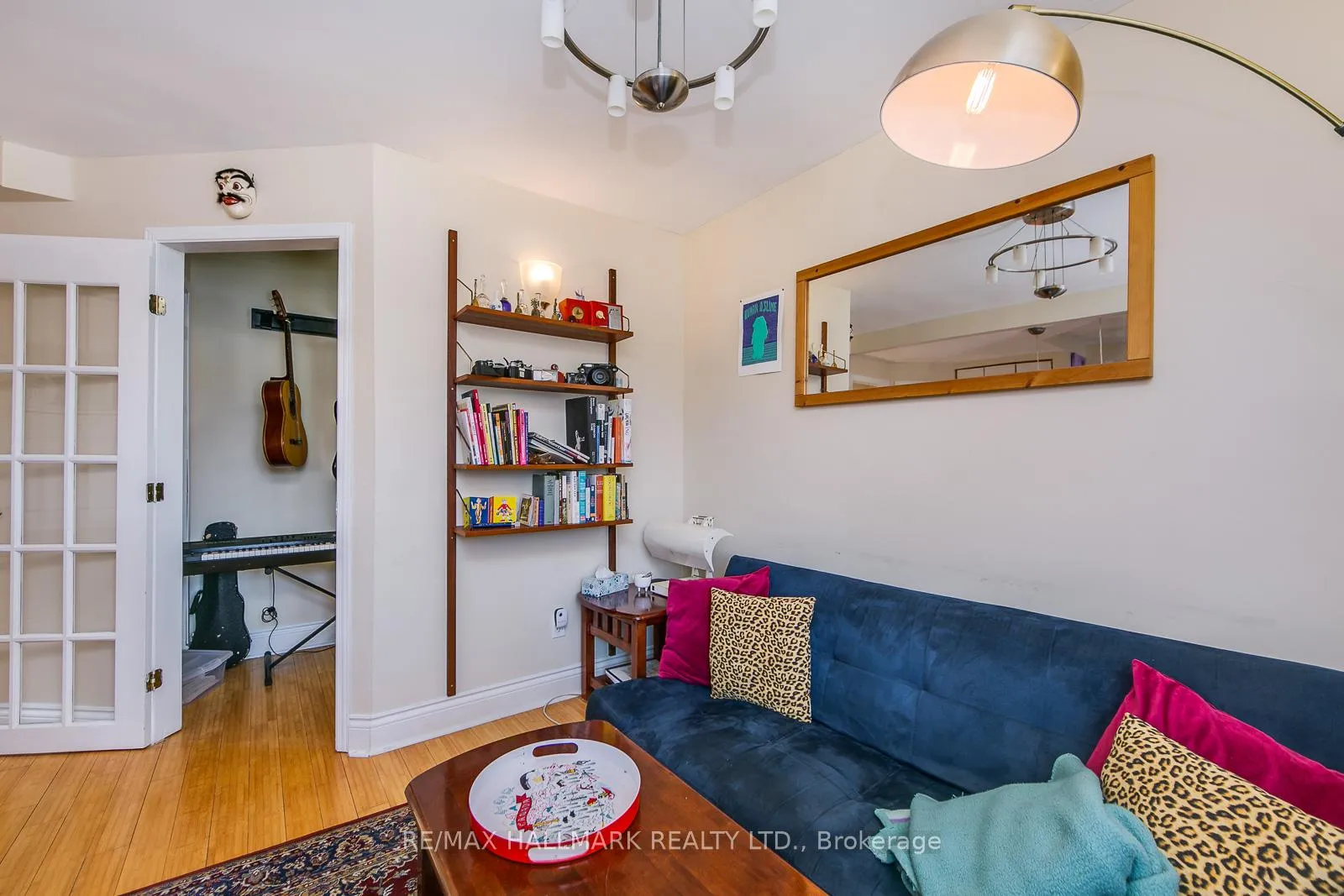 Photo 10 of Unit Upper, 96 Hertle Avenue, Toronto, Greenwood-Coxwell — HOMEH