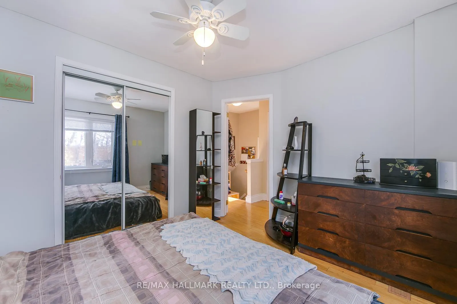 Photo 14 of Unit Upper, 96 Hertle Avenue, Toronto, Greenwood-Coxwell — HOMEH