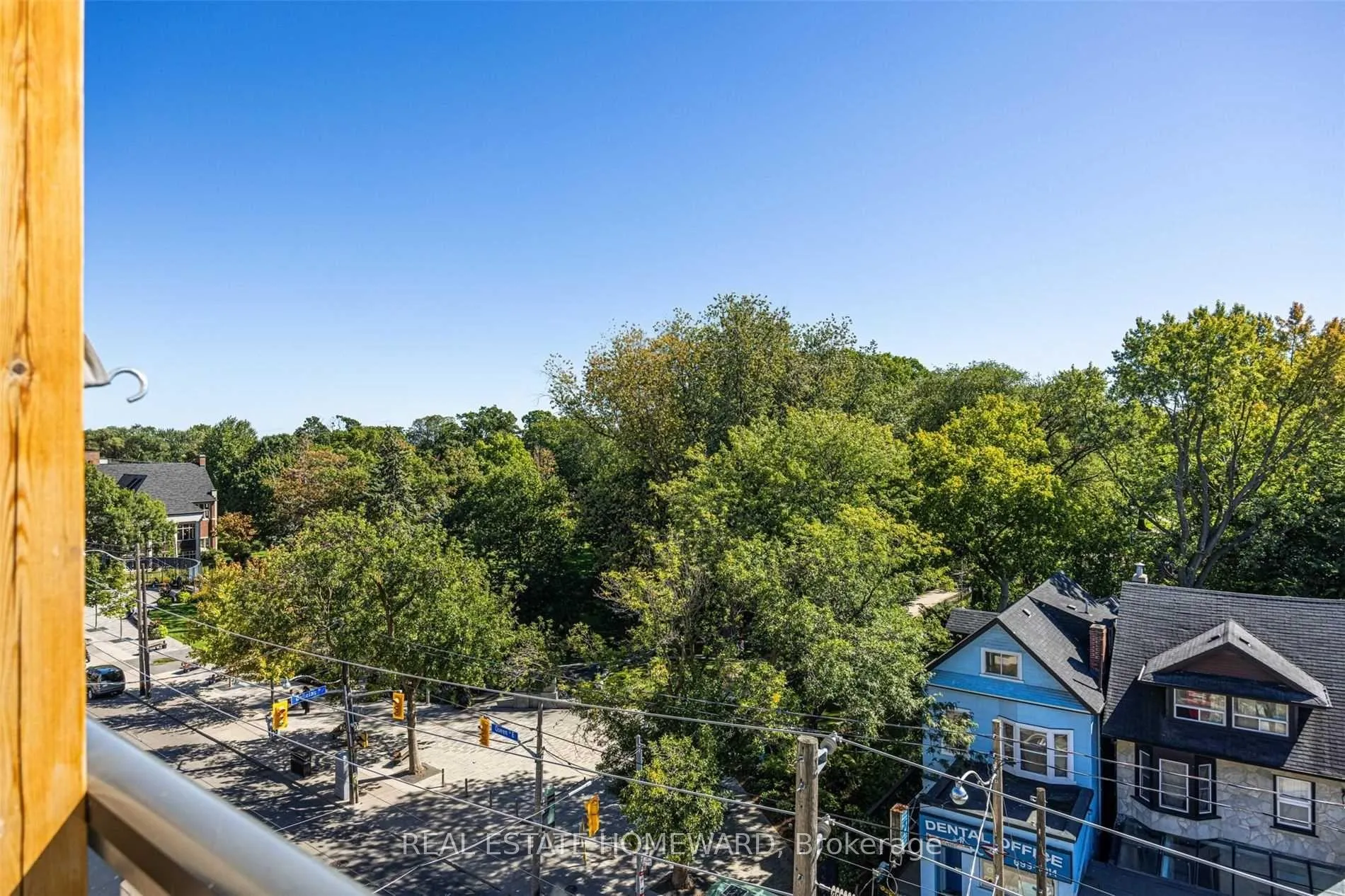 Photo 11 of Unit Ph7, 2 Bellefair Avenue, Toronto, The Beaches — HOMEH