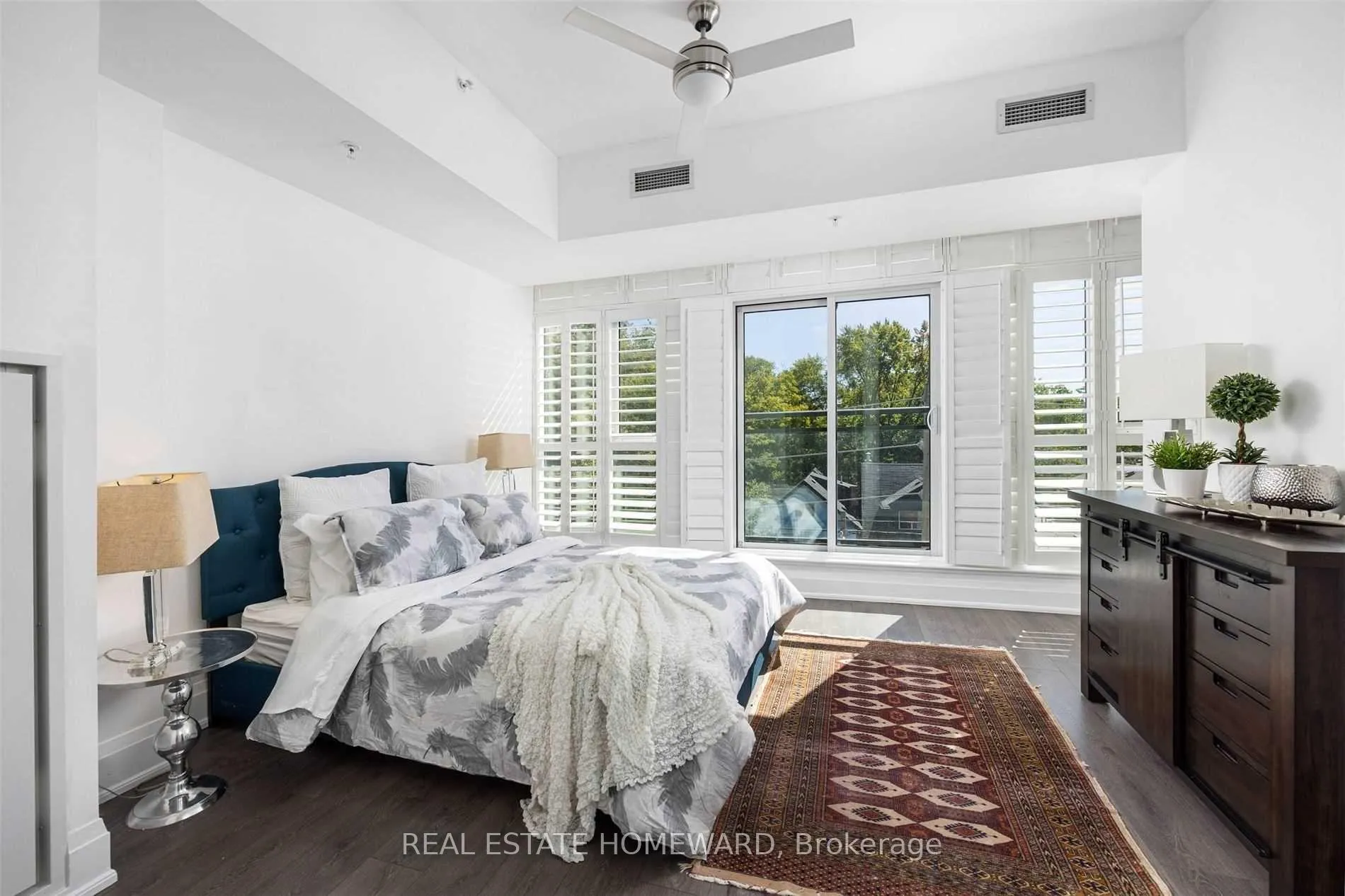 Photo 16 of Unit Ph7, 2 Bellefair Avenue, Toronto, The Beaches — HOMEH