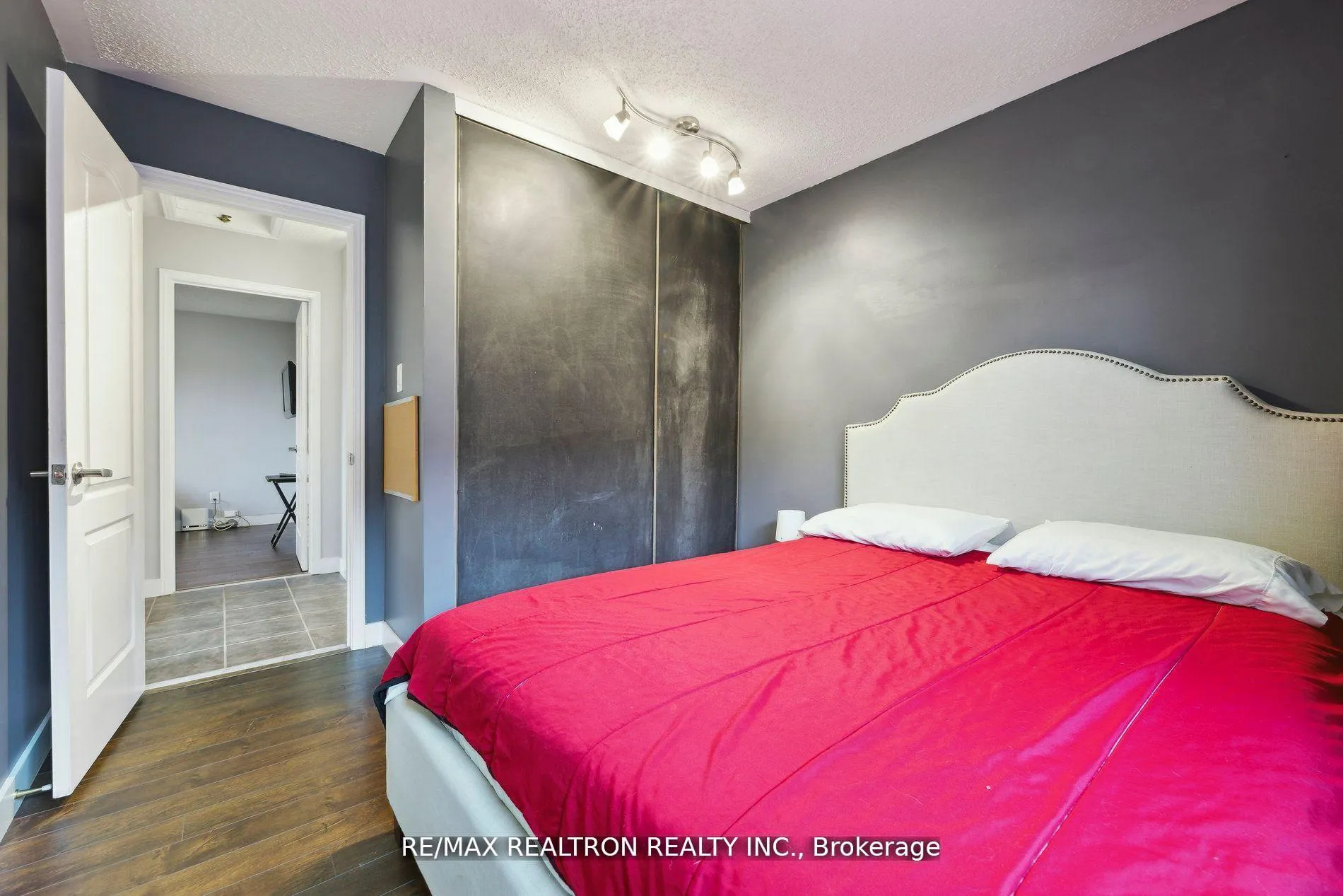 Photo 17 of 56 Kintyre Street, Clarington, Courtice — HOMEH