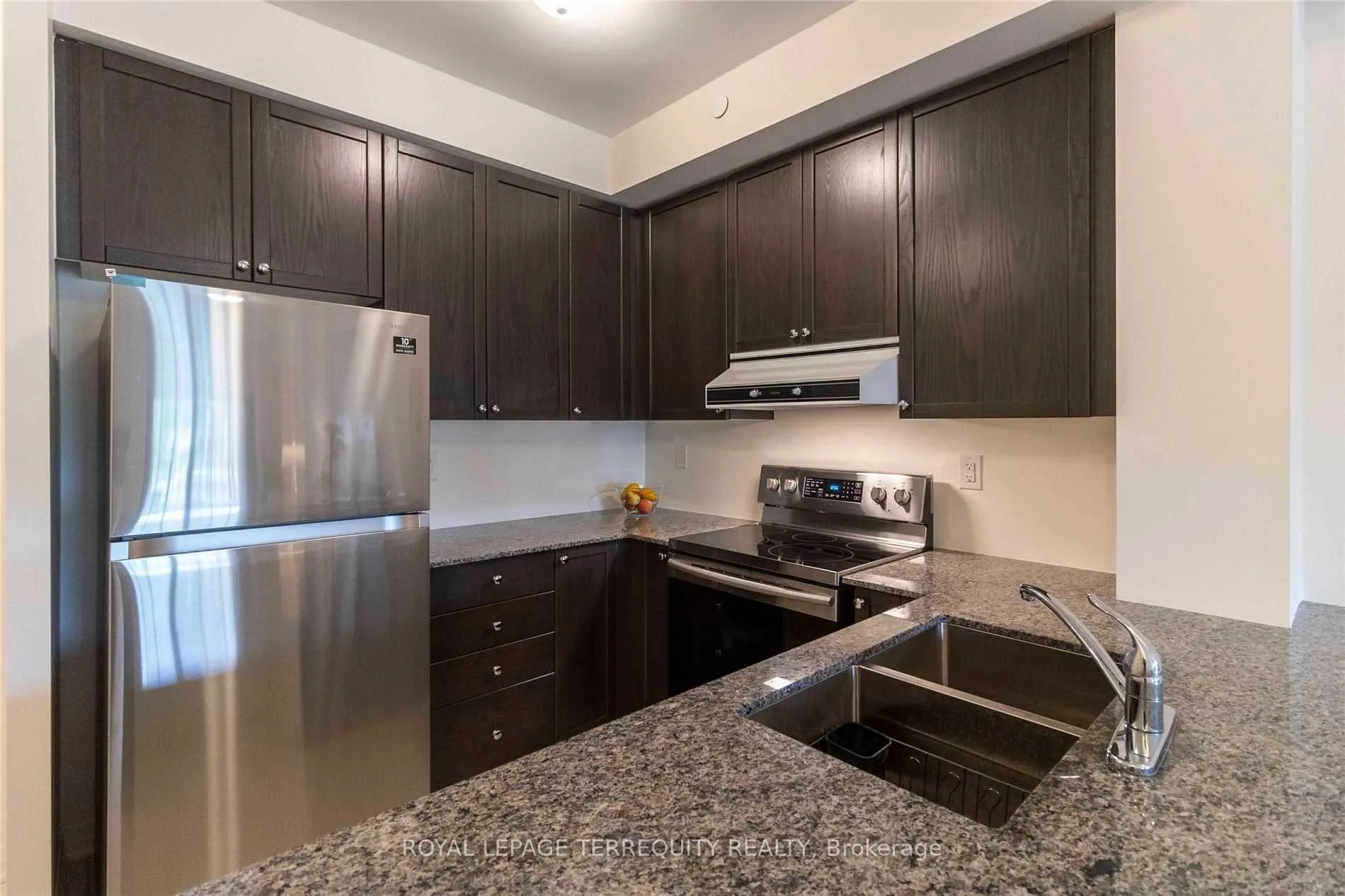 Photo 5 of Unit 111, 70 Shipway Avenue, Clarington, Newcastle — HOMEH