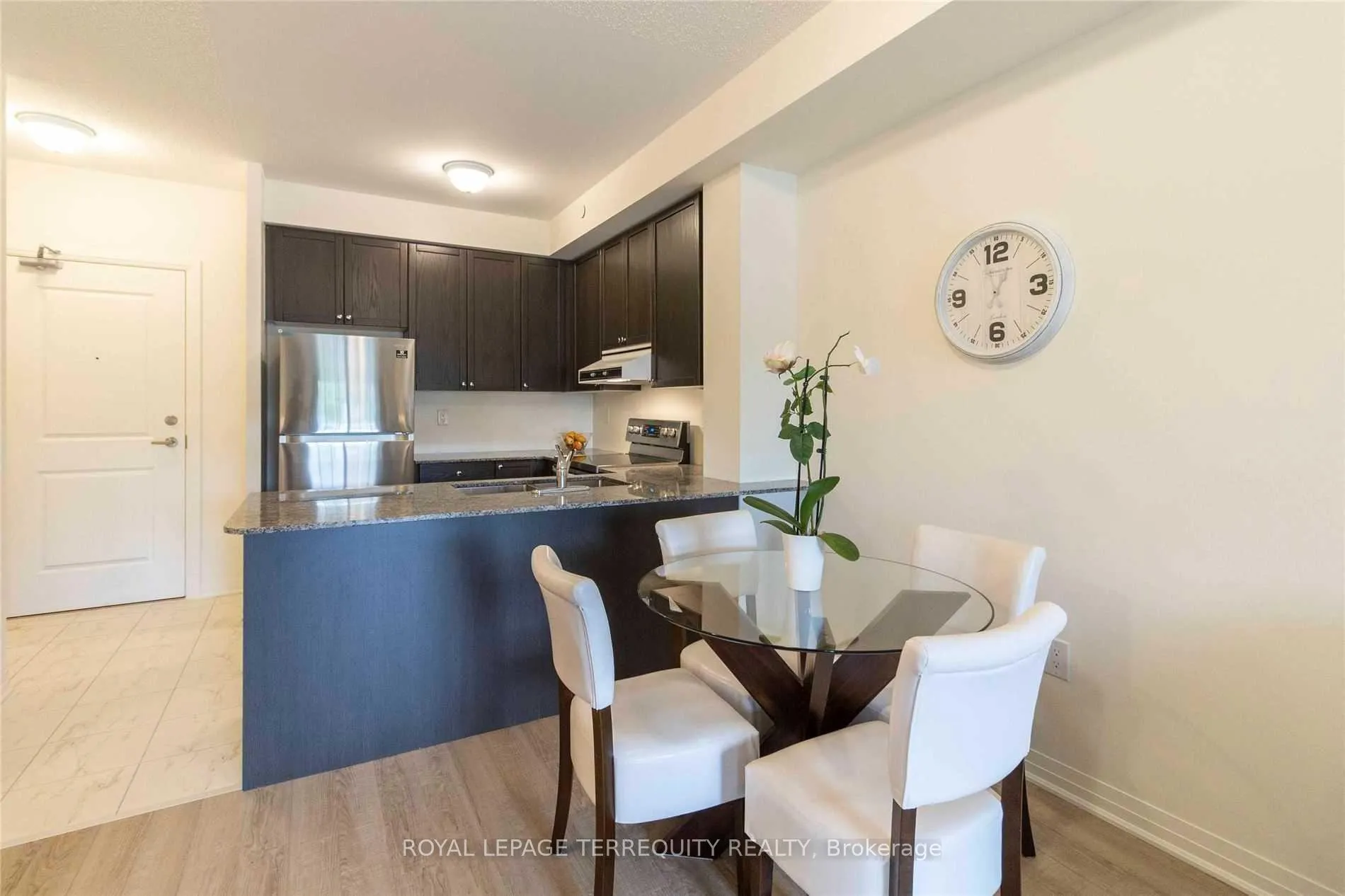 Photo 7 of Unit 111, 70 Shipway Avenue, Clarington, Newcastle — HOMEH