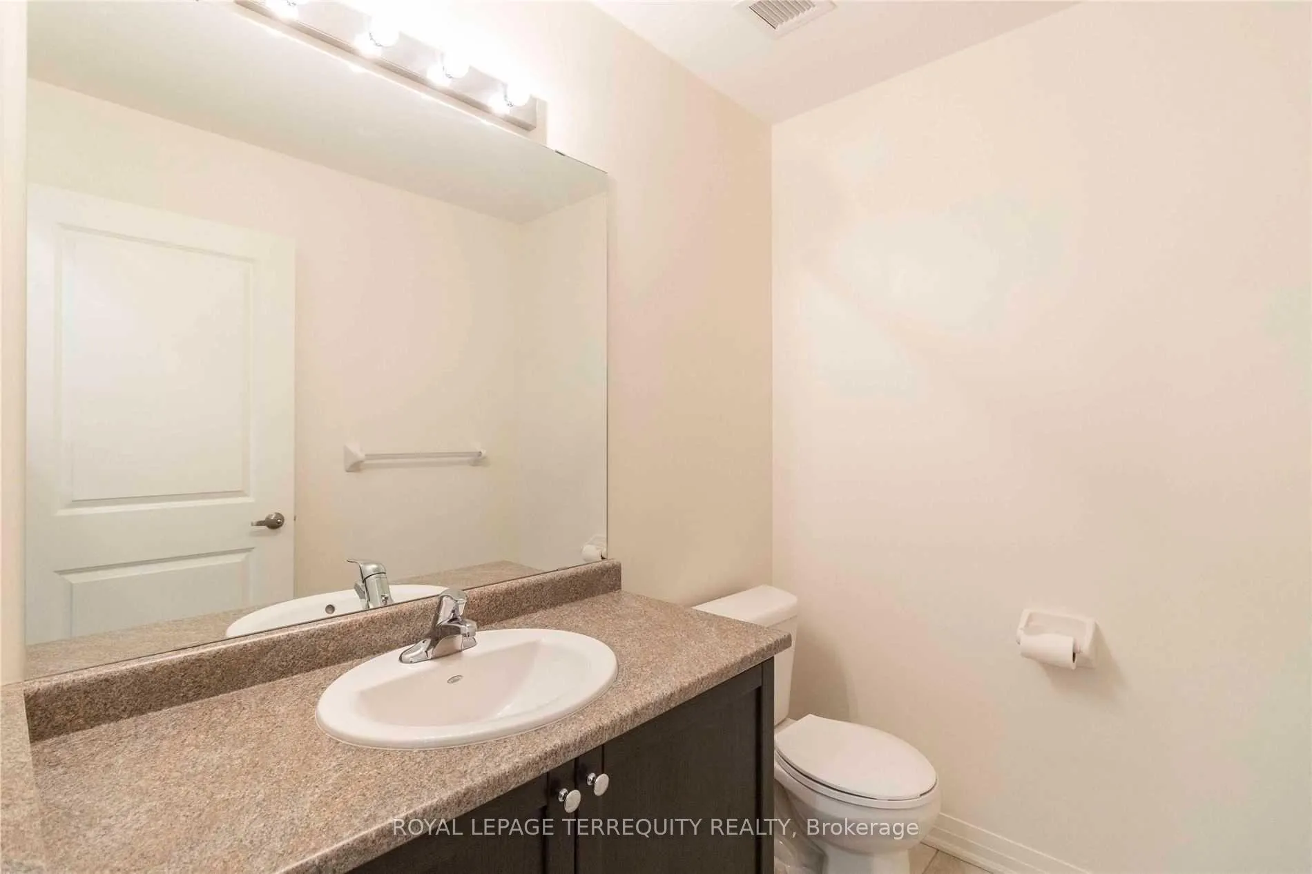 Photo 12 of Unit 111, 70 Shipway Avenue, Clarington, Newcastle — HOMEH