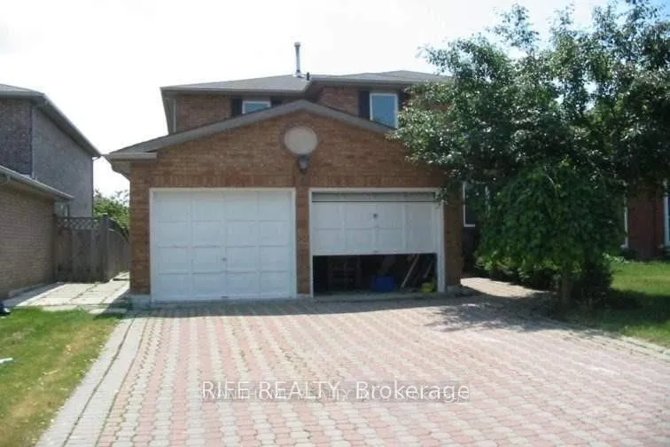 Photo 1 of 4 Queensgate Court, Markham, Unionville — HOMEH