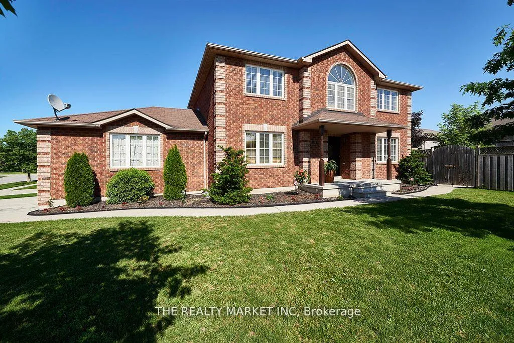 Photo 1 of 202 Nathan Crescent, Barrie, Painswick South — HOMEH