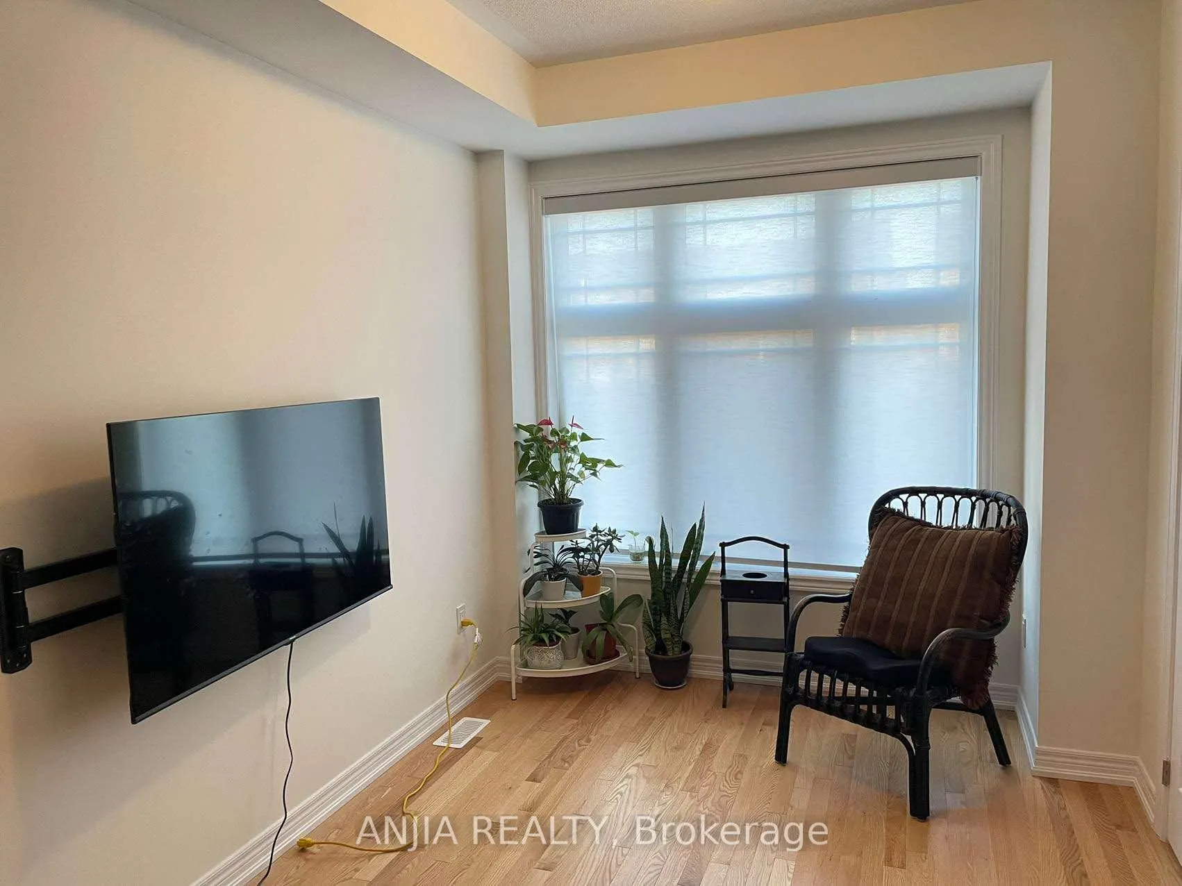 Photo 2 of 2863 Whites Road, Pickering, Rural Pickering — HOMEH