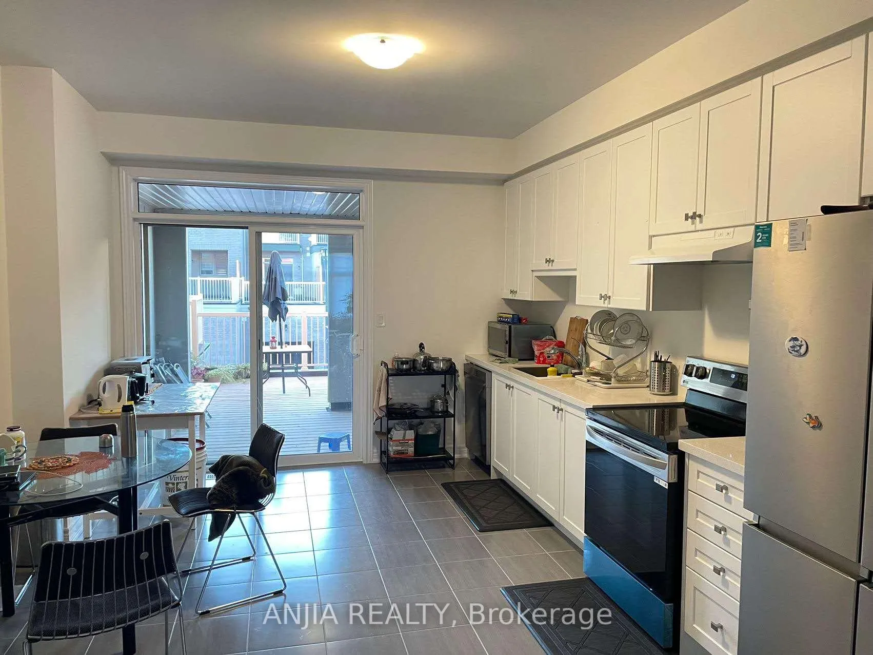 Photo 4 of 2863 Whites Road, Pickering, Rural Pickering — HOMEH