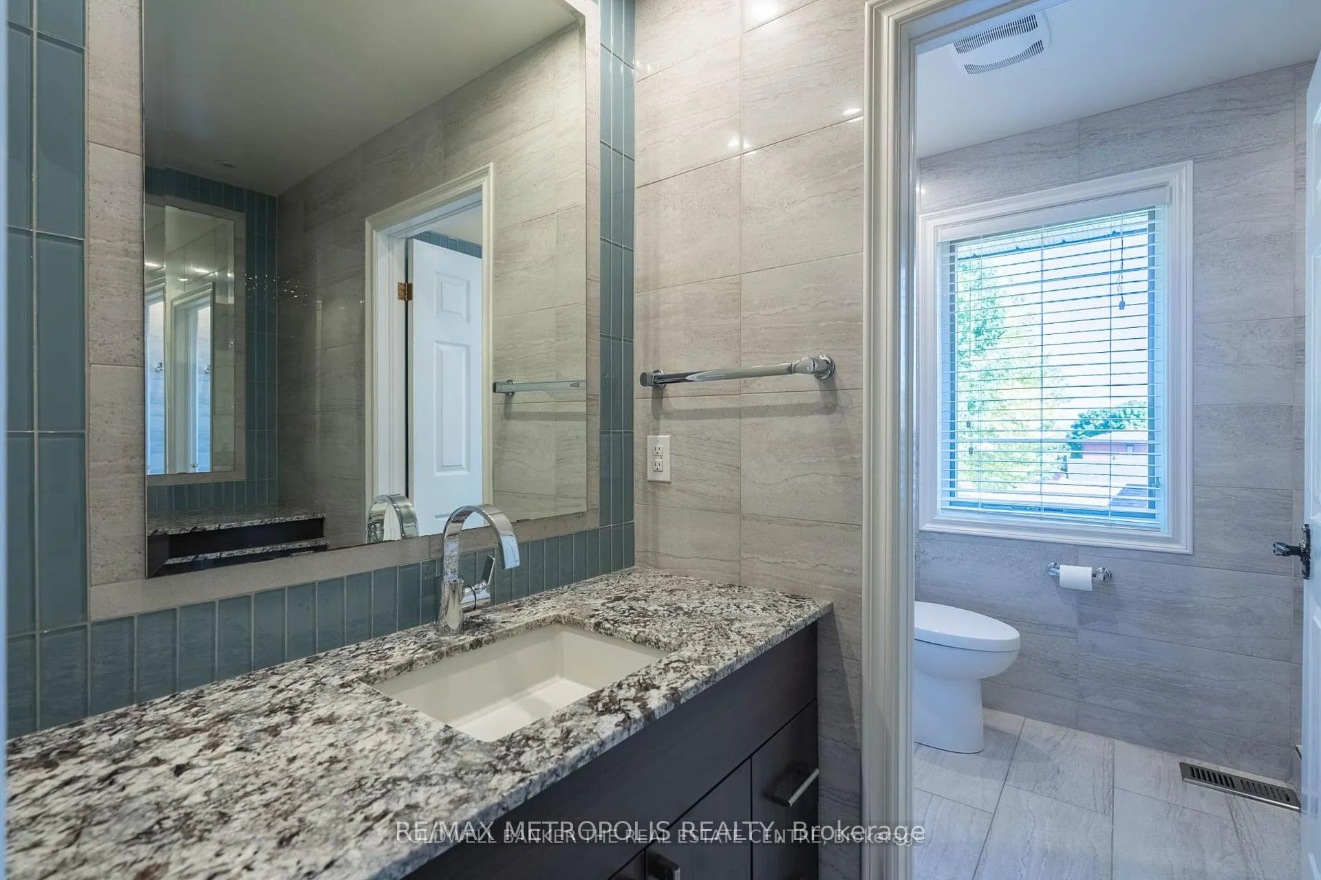 Photo 11 of 65 Woodcrest Road, Barrie, Allandale Heights — HOMEH