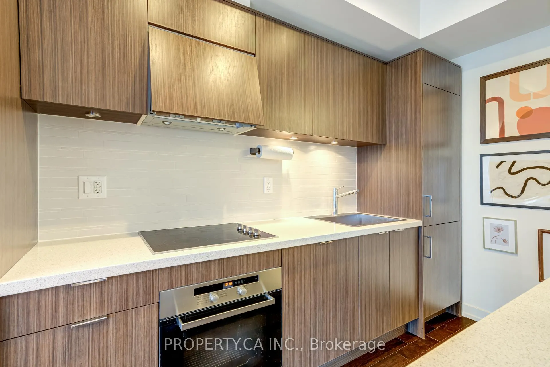 Photo 4 of Unit 1908, 21 Widmer Street, Toronto, Waterfront Communities — HOMEH