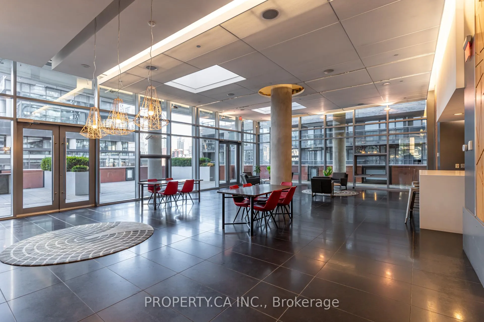 Photo 21 of Unit 1908, 21 Widmer Street, Toronto, Waterfront Communities — HOMEH