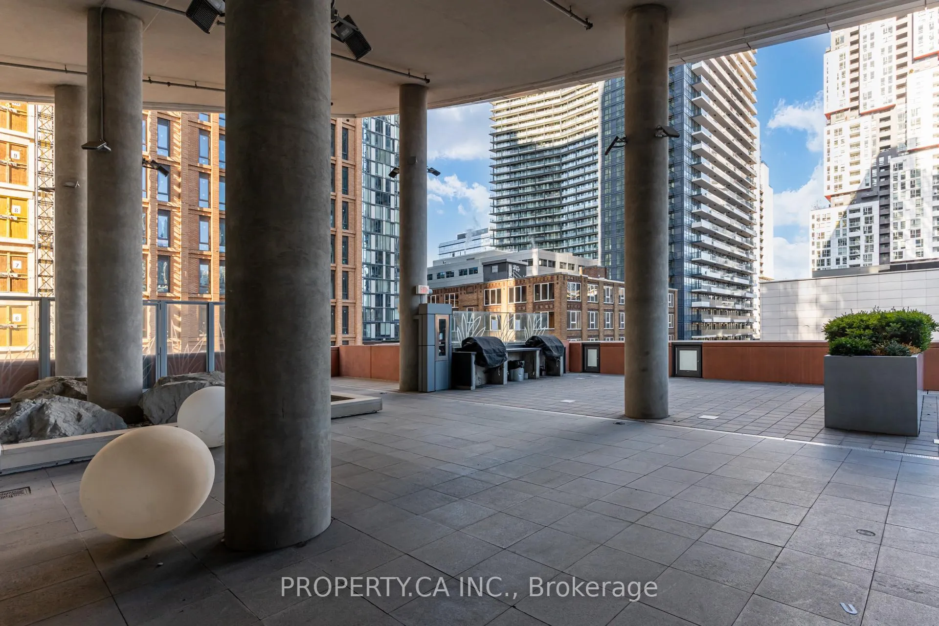 Photo 25 of Unit 1908, 21 Widmer Street, Toronto, Waterfront Communities — HOMEH