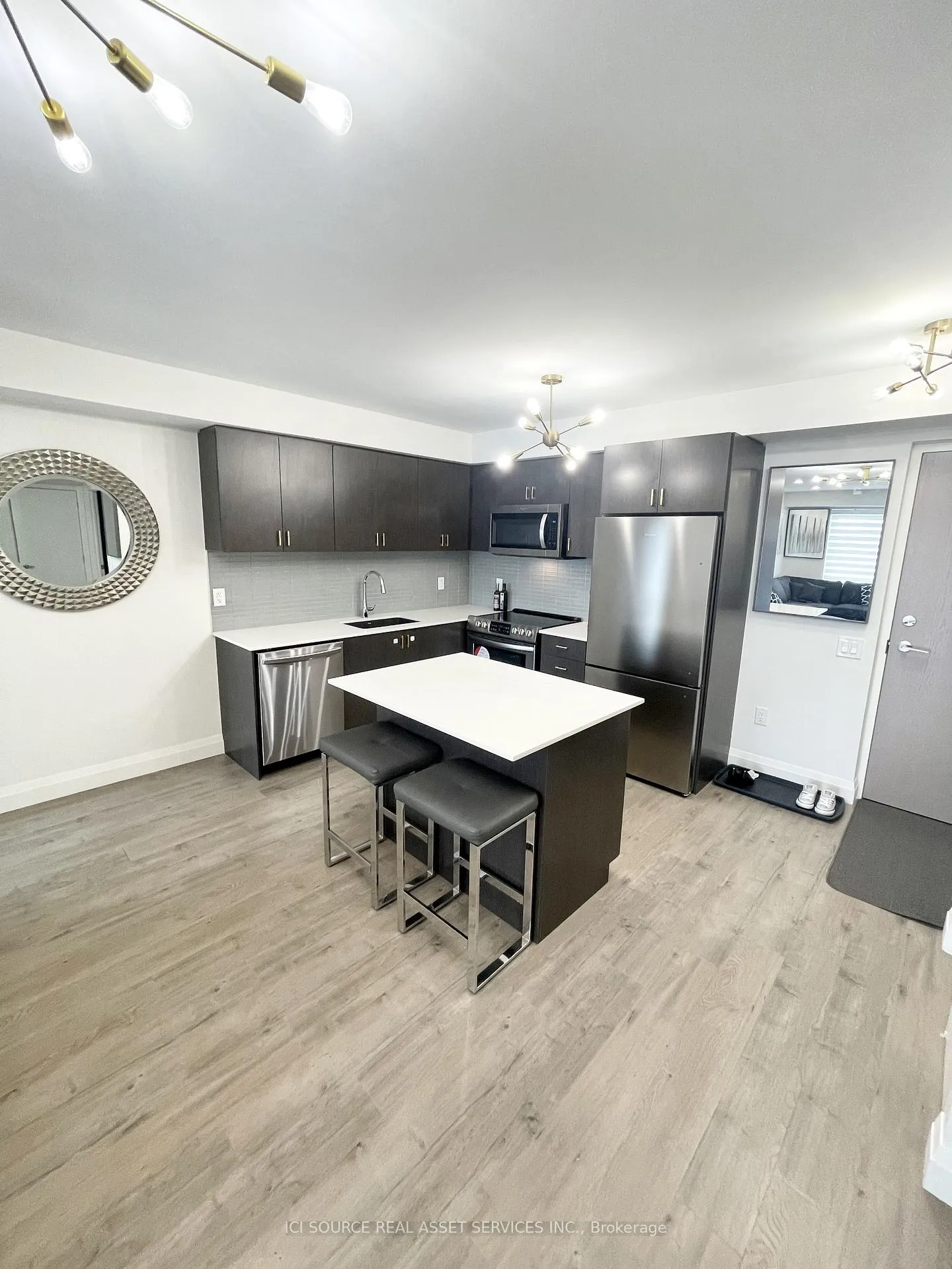 Photo 5 of Unit 815, 58 Lakeside Terrace, Barrie, City Centre — HOMEH