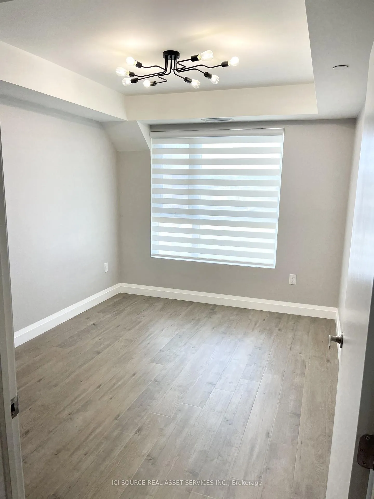 Photo 6 of Unit 815, 58 Lakeside Terrace, Barrie, City Centre — HOMEH