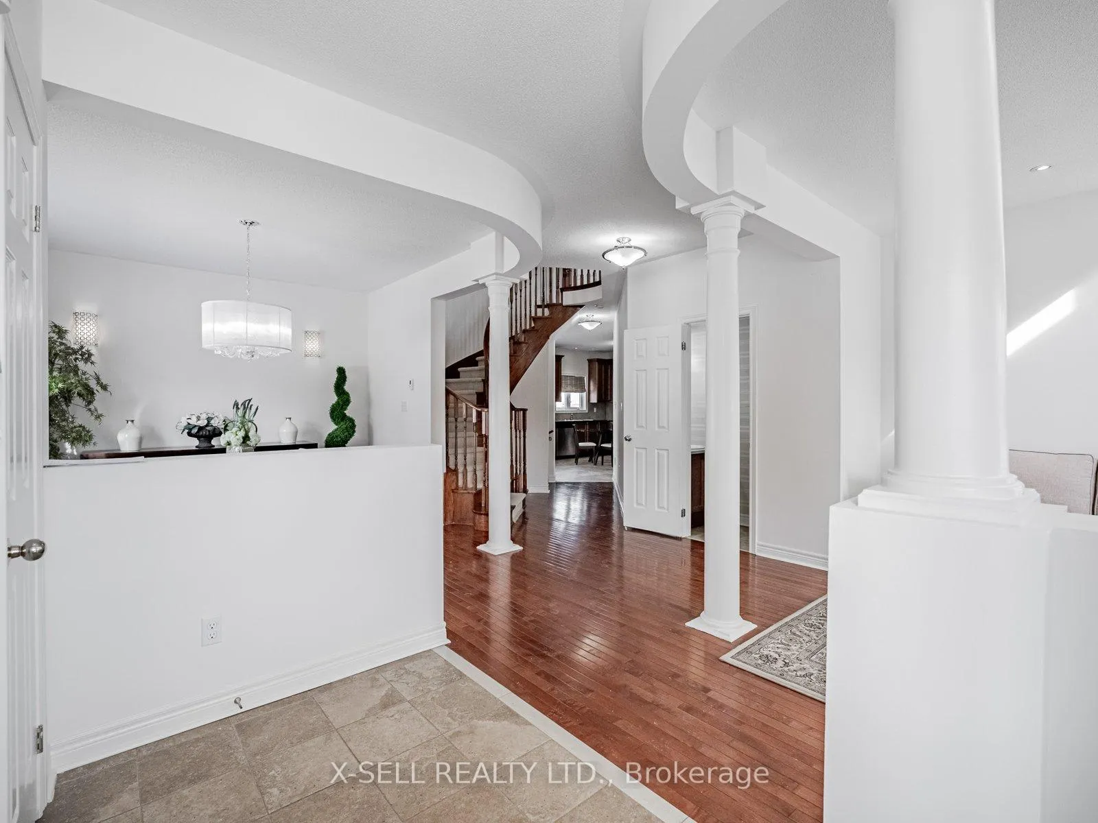 Photo 5 of 32 Dockside Court, Brampton, Sandringham-Wellington — HOMEH