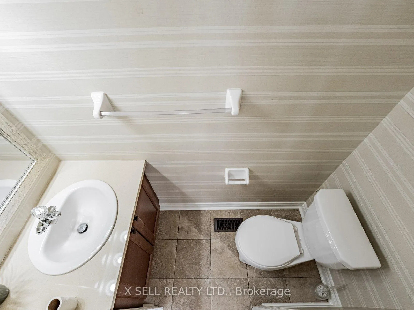 Photo 10 of 32 Dockside Court, Brampton, Sandringham-Wellington — HOMEH