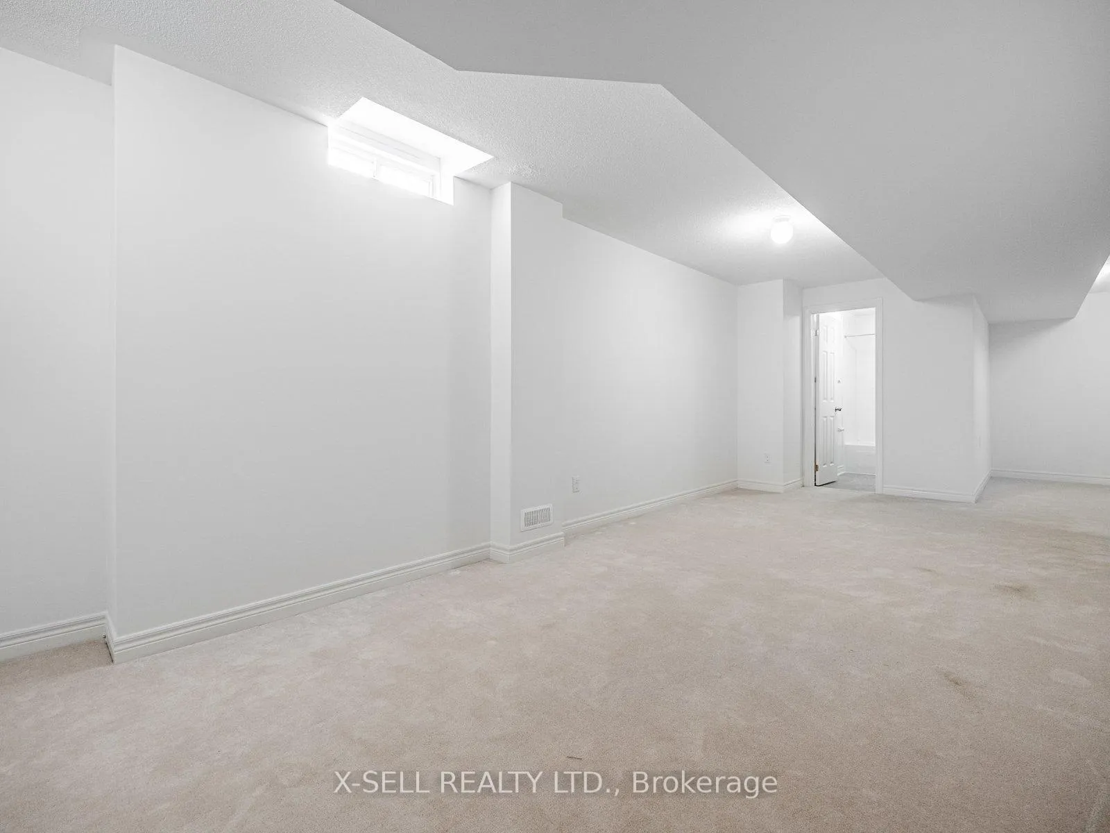 Photo 28 of 32 Dockside Court, Brampton, Sandringham-Wellington — HOMEH