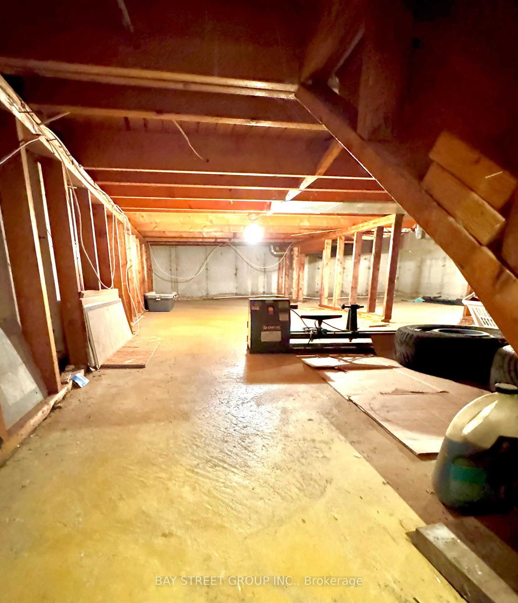 Photo 6 of 445 Harcourt Drive, Oshawa, Donevan — HOMEH