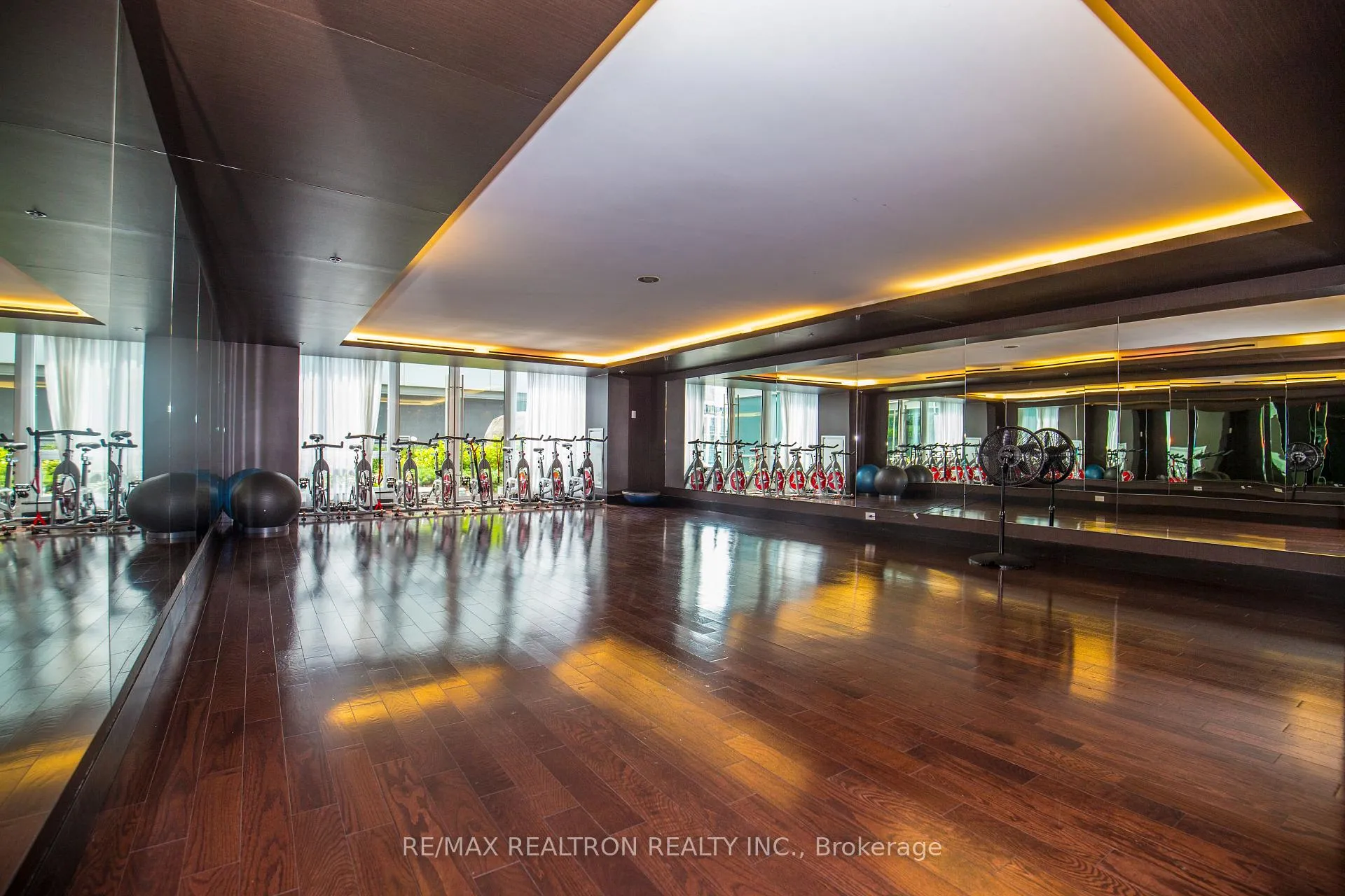 Photo 3 of Unit UPH3, 80 John Street, Toronto, Waterfront Communities — HOMEH