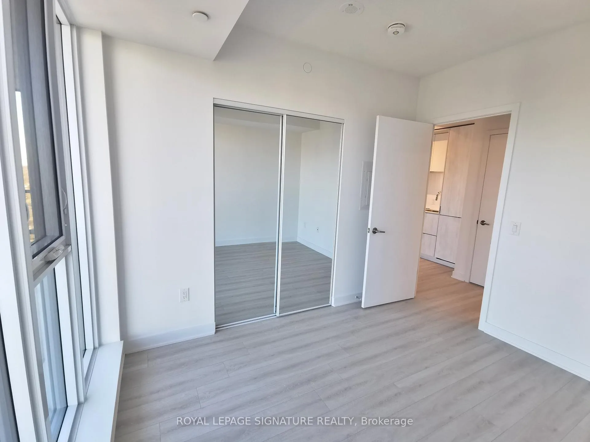 Photo 5 of Unit 2605, 130 River Street, Toronto, Regent Park — HOMEH