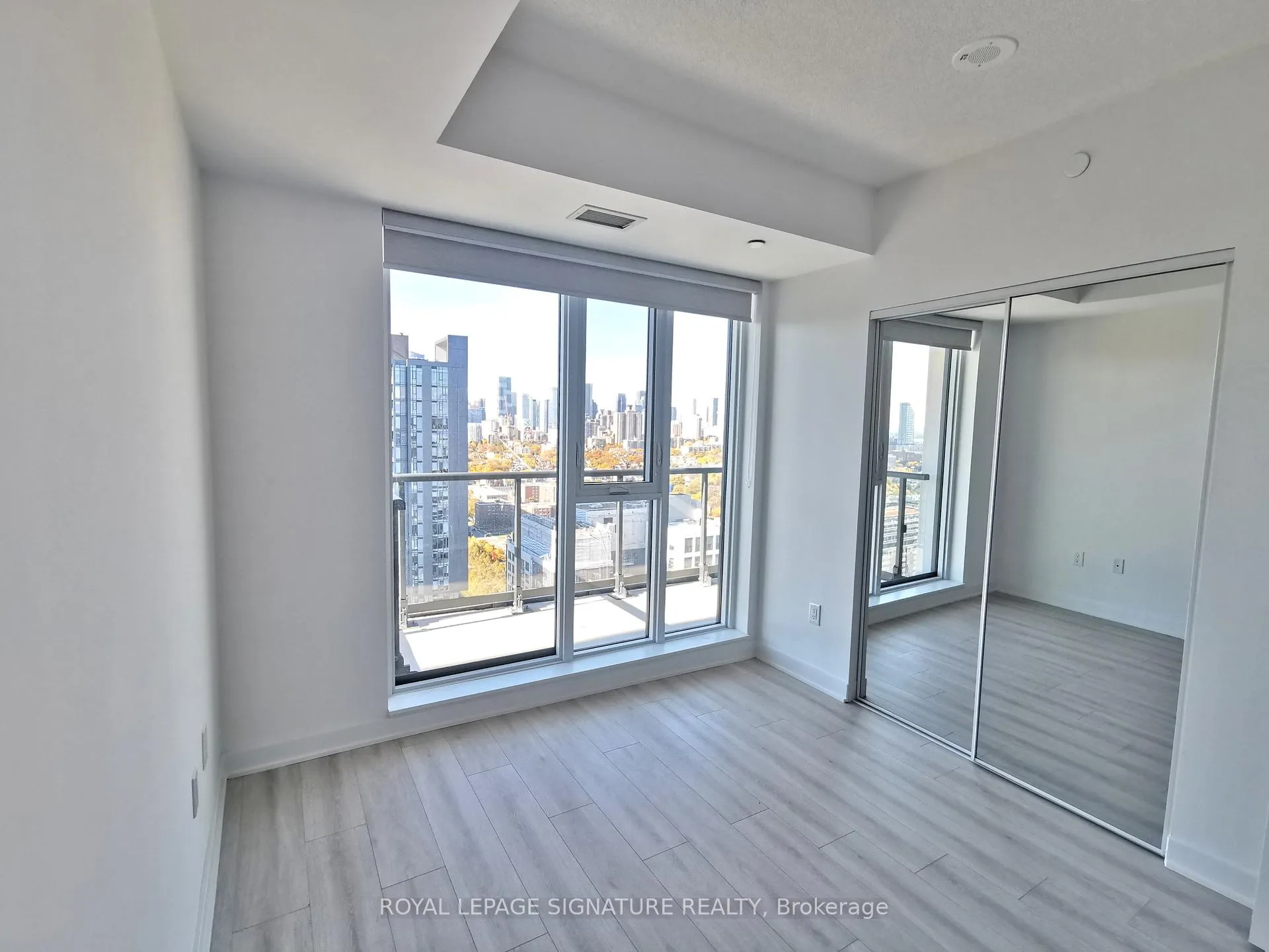 Photo 6 of Unit 2605, 130 River Street, Toronto, Regent Park — HOMEH