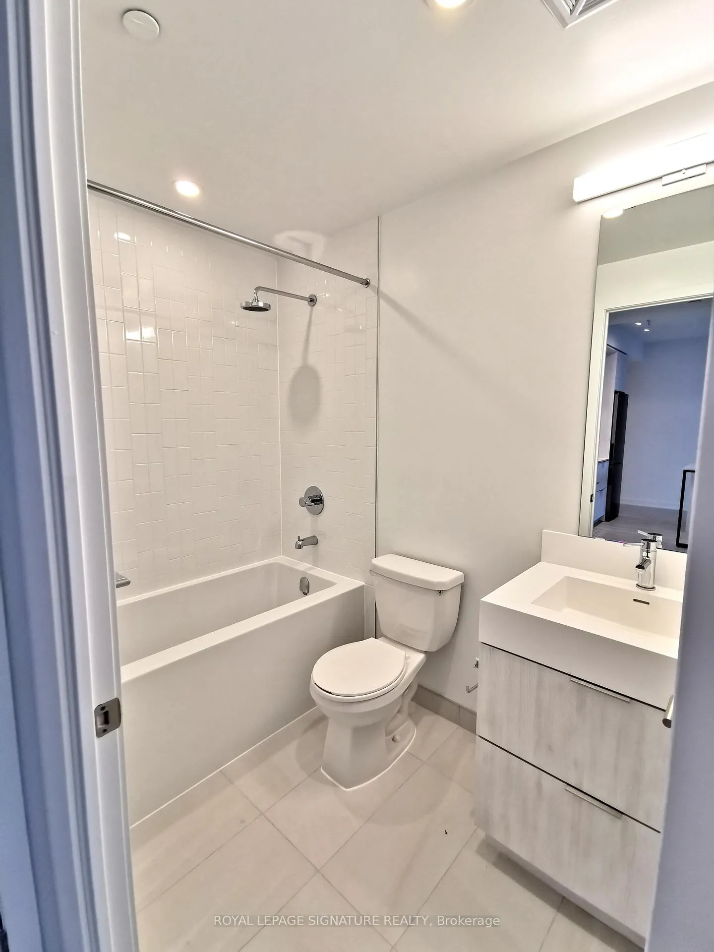 Photo 7 of Unit 2605, 130 River Street, Toronto, Regent Park — HOMEH