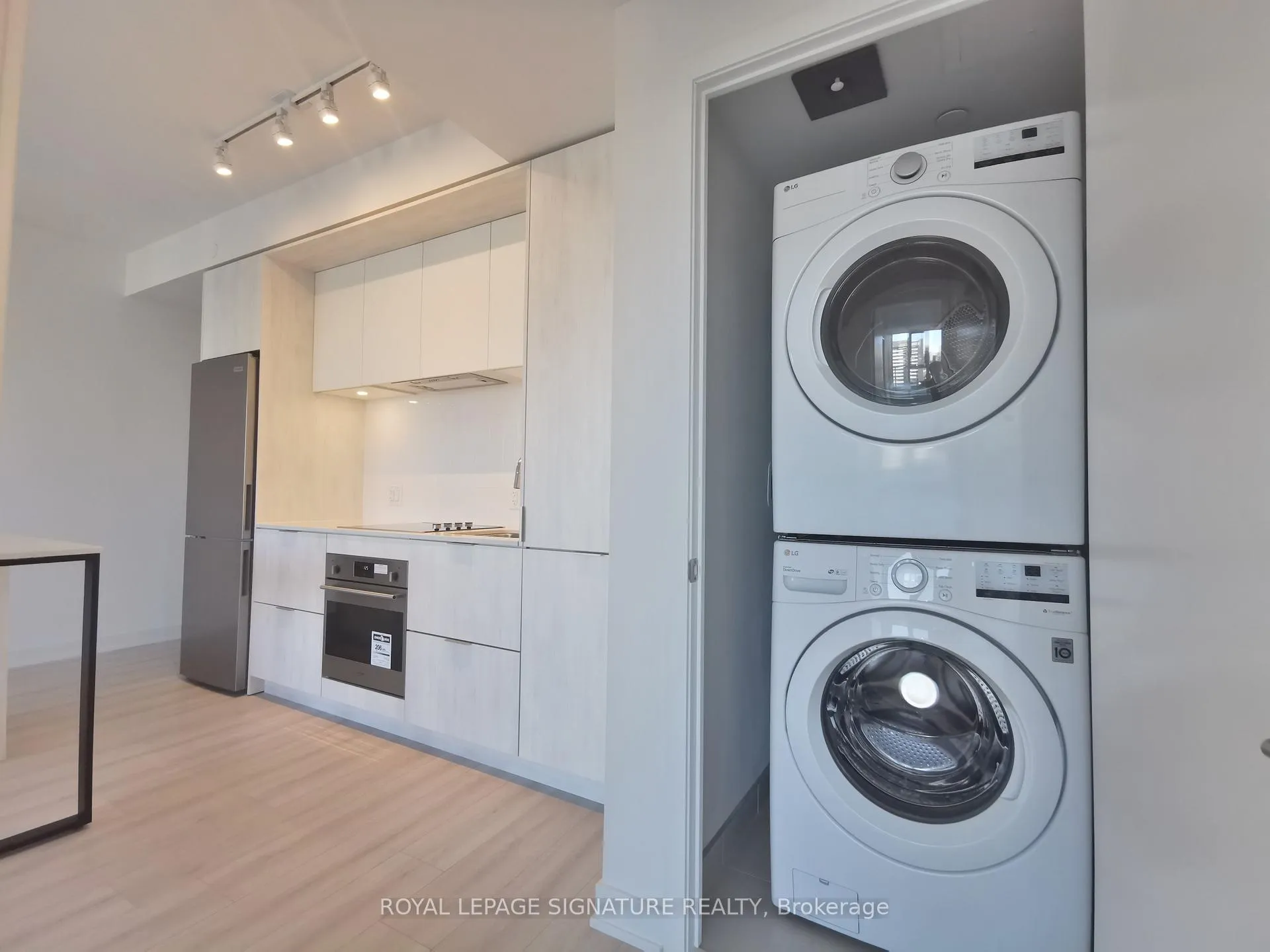 Photo 8 of Unit 2605, 130 River Street, Toronto, Regent Park — HOMEH