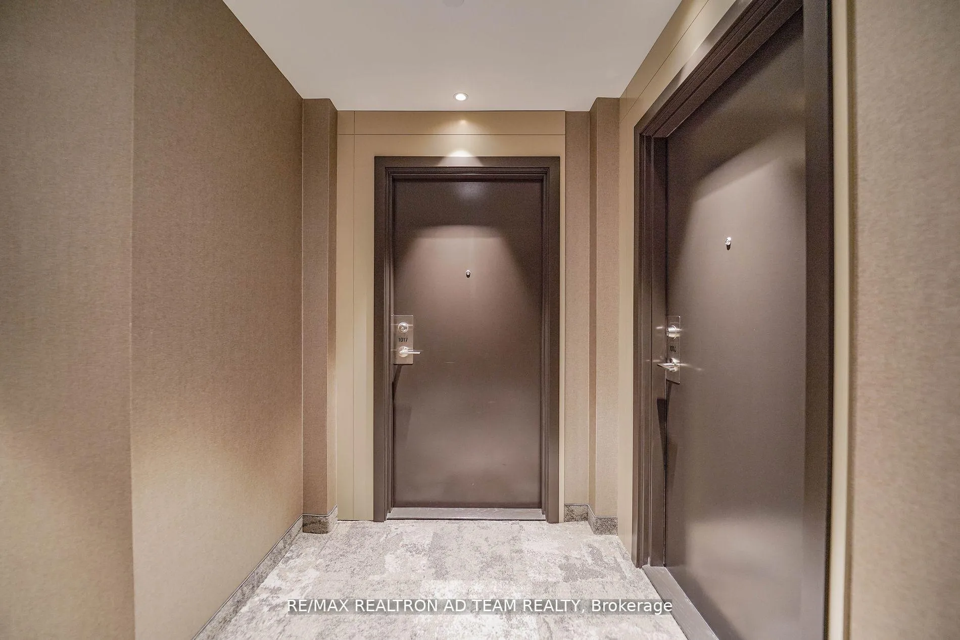 Photo 5 of Unit 1017, 38 Honeycrisp Crescent, Vaughan, Vaughan Corporate Centre — HOMEH