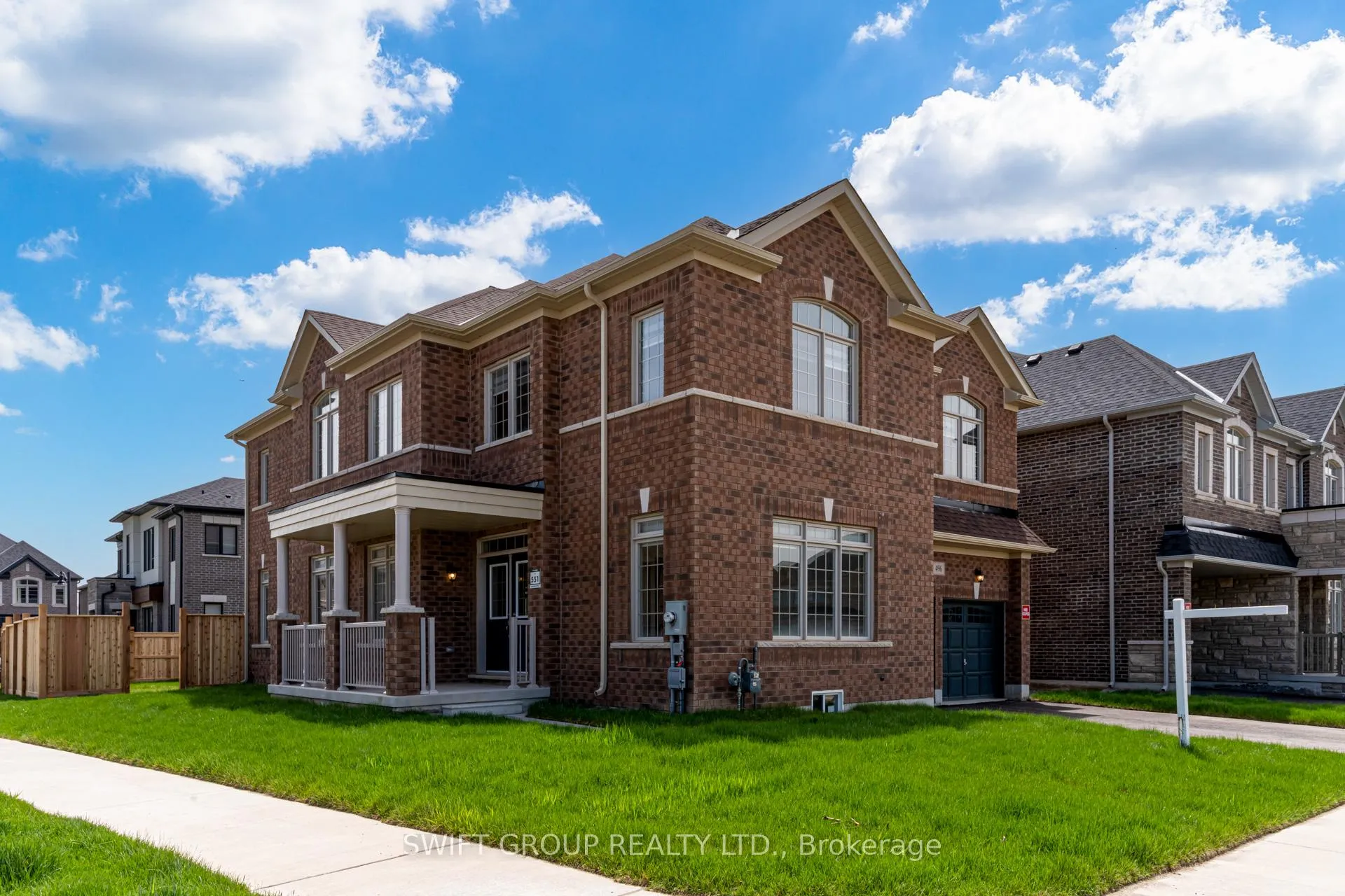 Photo 1 of 496 Skinner Road, Hamilton, Waterdown — HOMEH