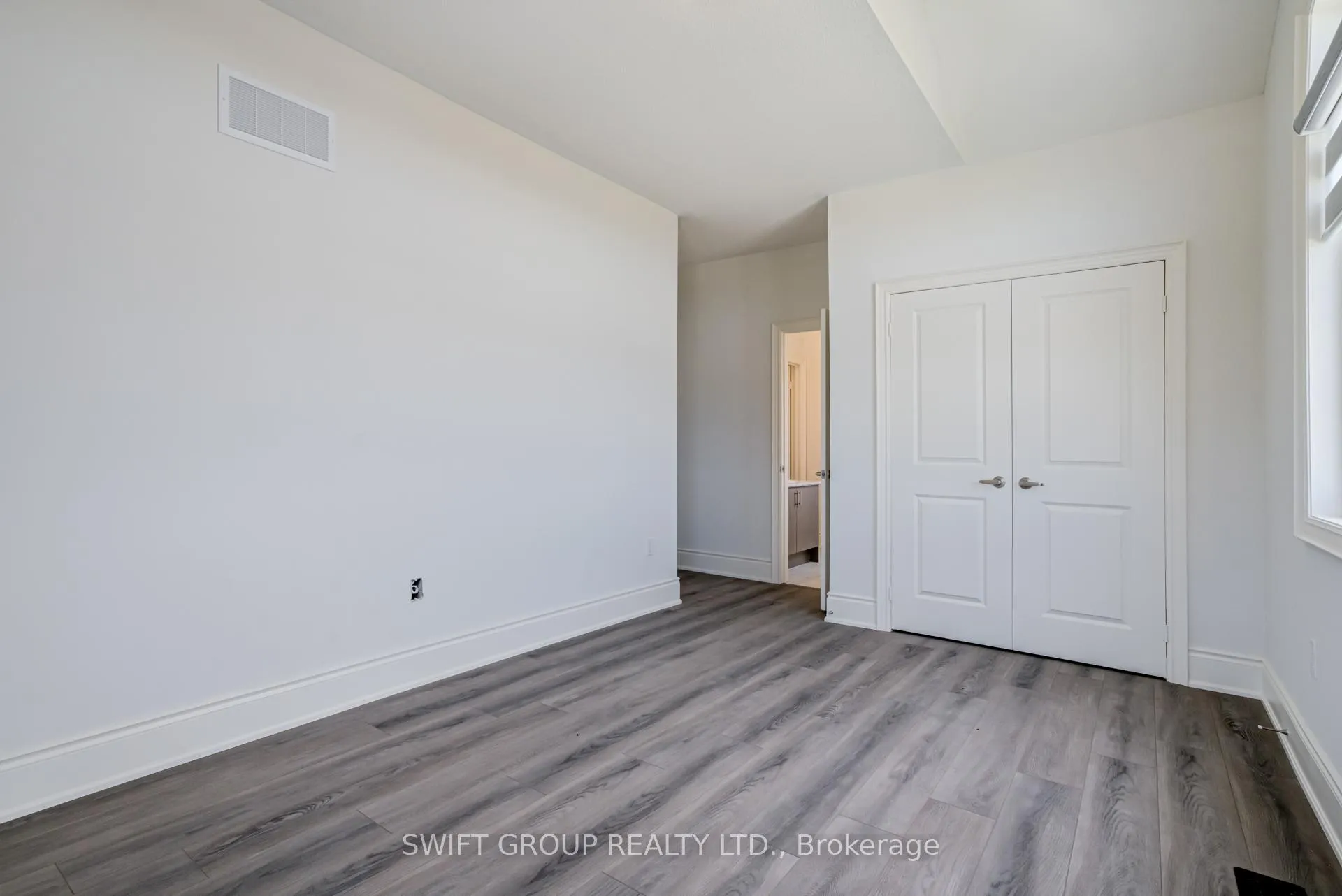 Photo 33 of 496 Skinner Road, Hamilton, Waterdown — HOMEH