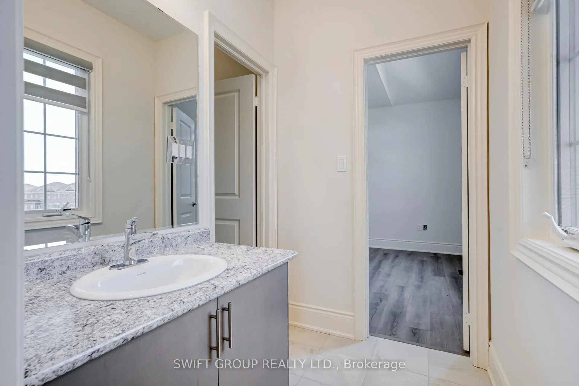 Photo 35 of 496 Skinner Road, Hamilton, Waterdown — HOMEH
