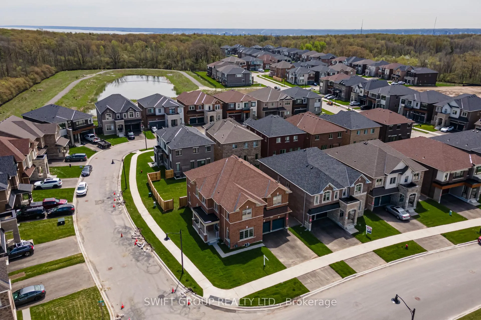 Photo 39 of 496 Skinner Road, Hamilton, Waterdown — HOMEH