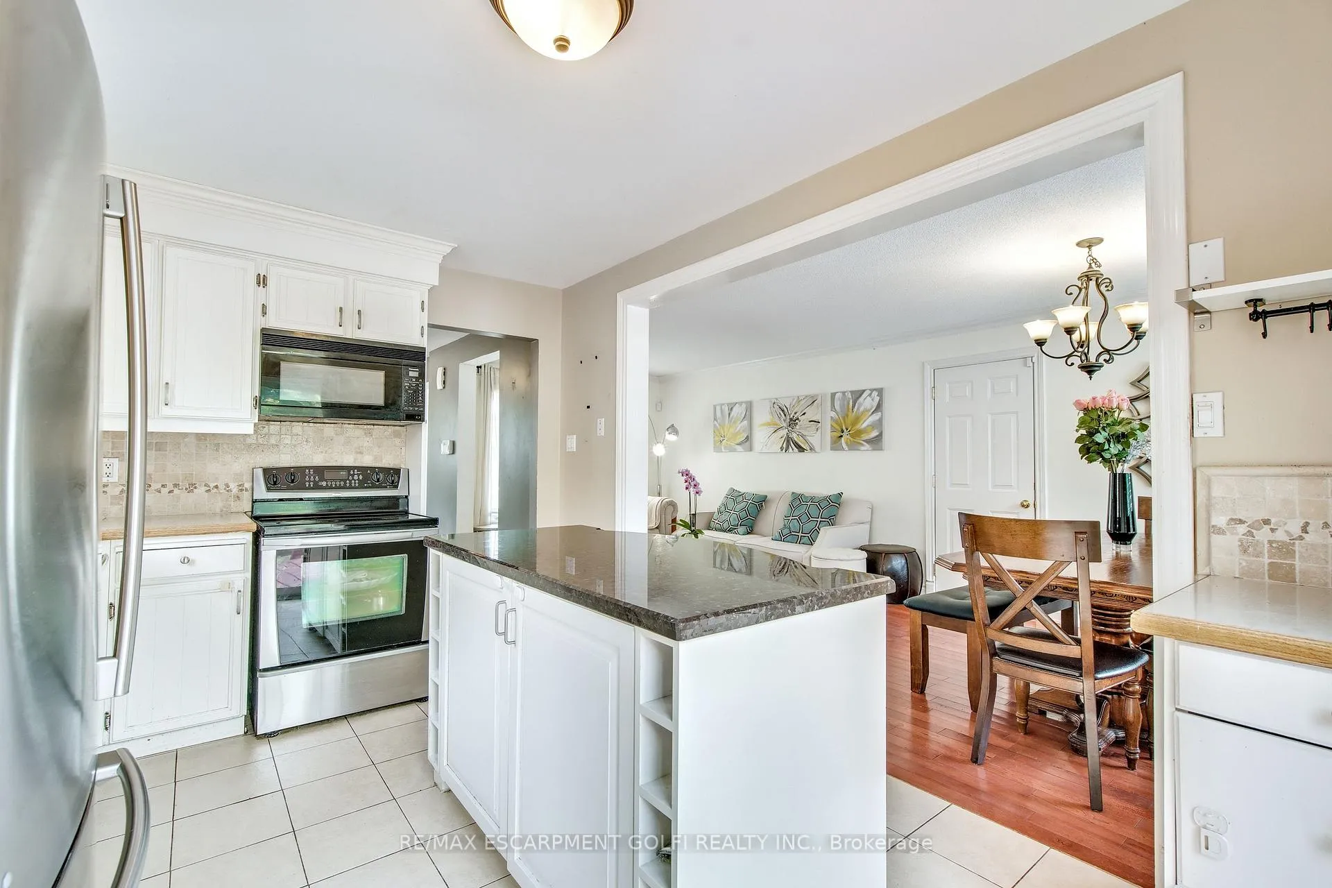 Photo 13 of 59 Commerford Street, Thorold, Confederation Heights — HOMEH