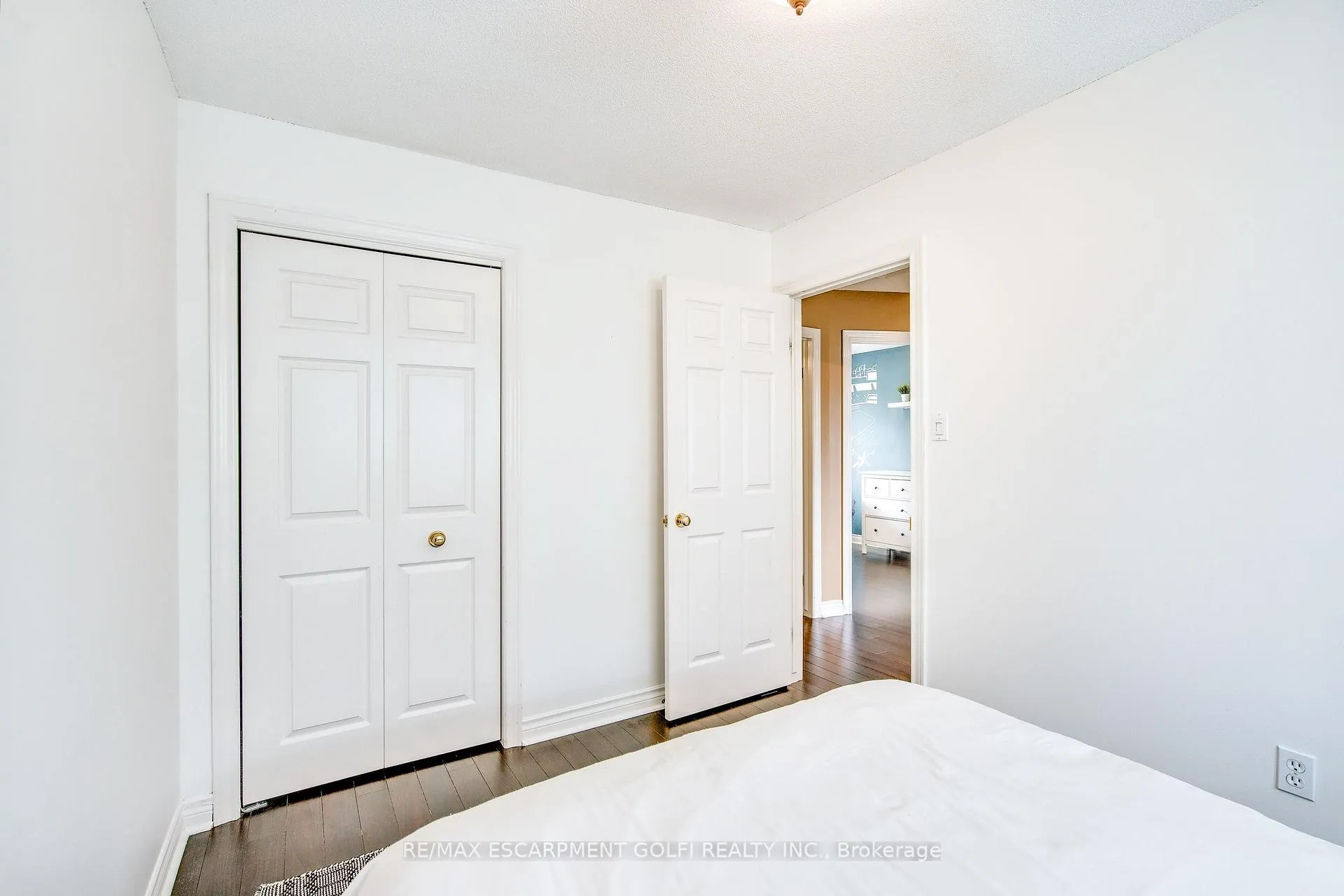Photo 20 of 59 Commerford Street, Thorold, Confederation Heights — HOMEH