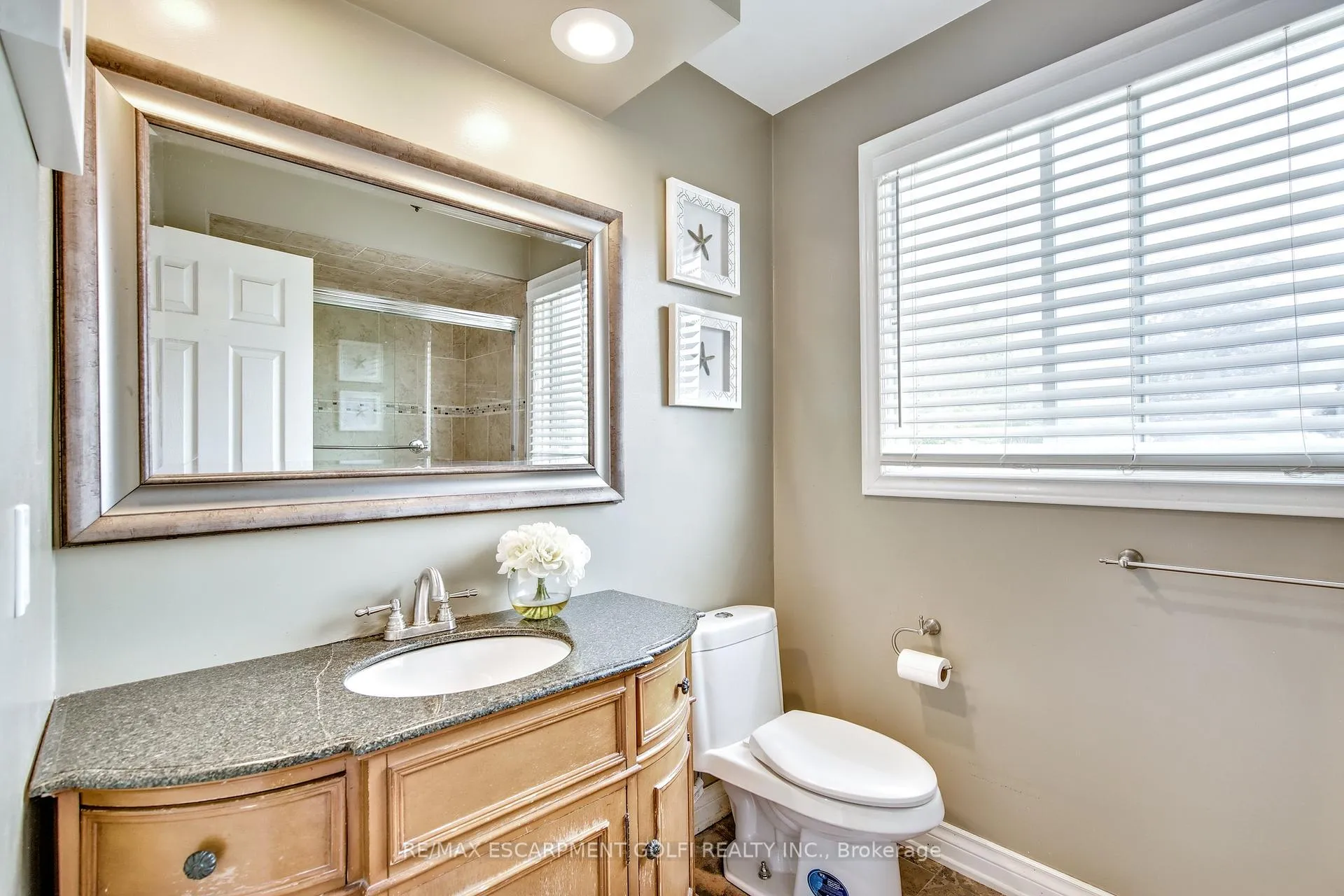 Photo 22 of 59 Commerford Street, Thorold, Confederation Heights — HOMEH
