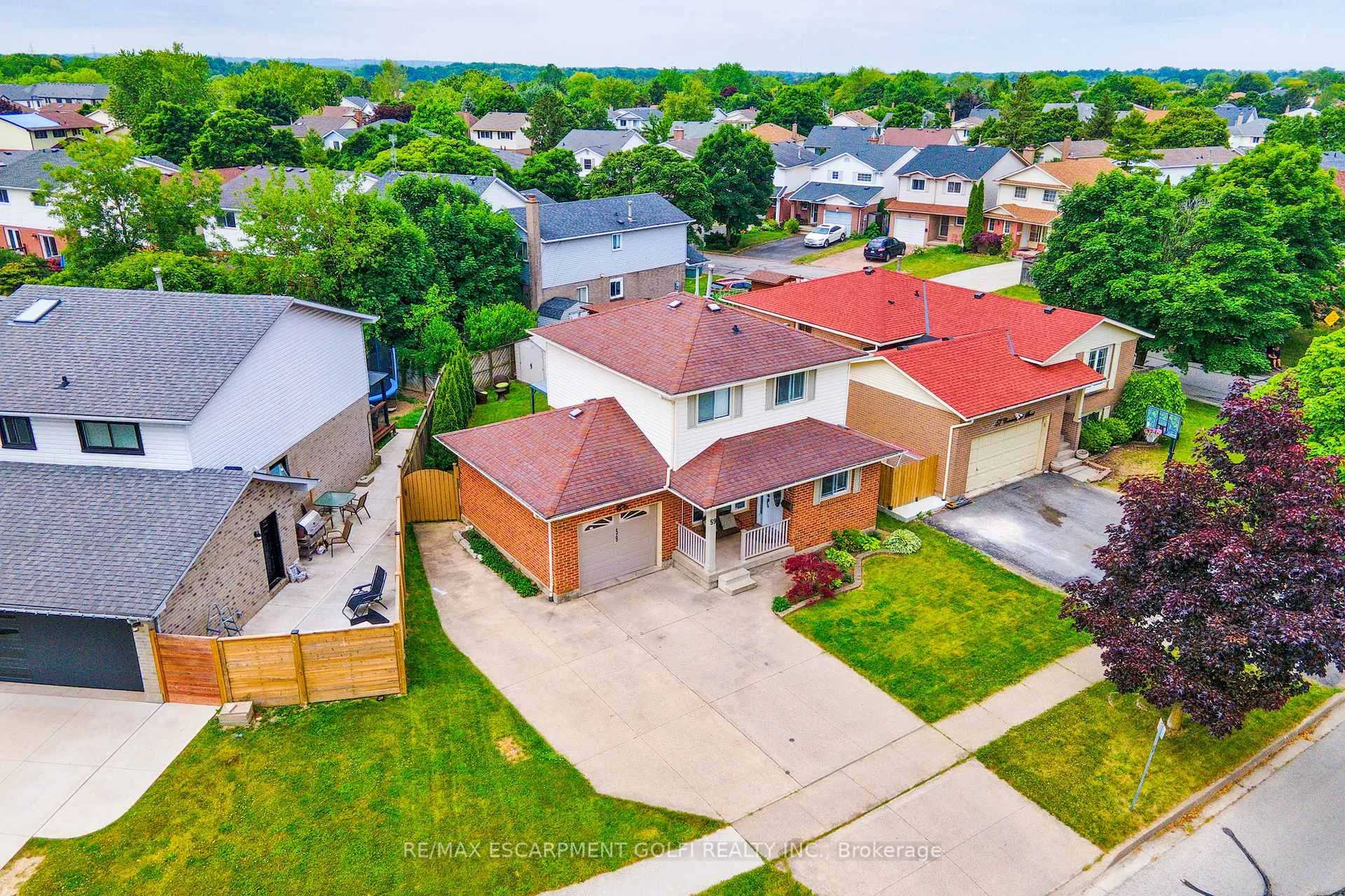 Photo 35 of 59 Commerford Street, Thorold, Confederation Heights — HOMEH