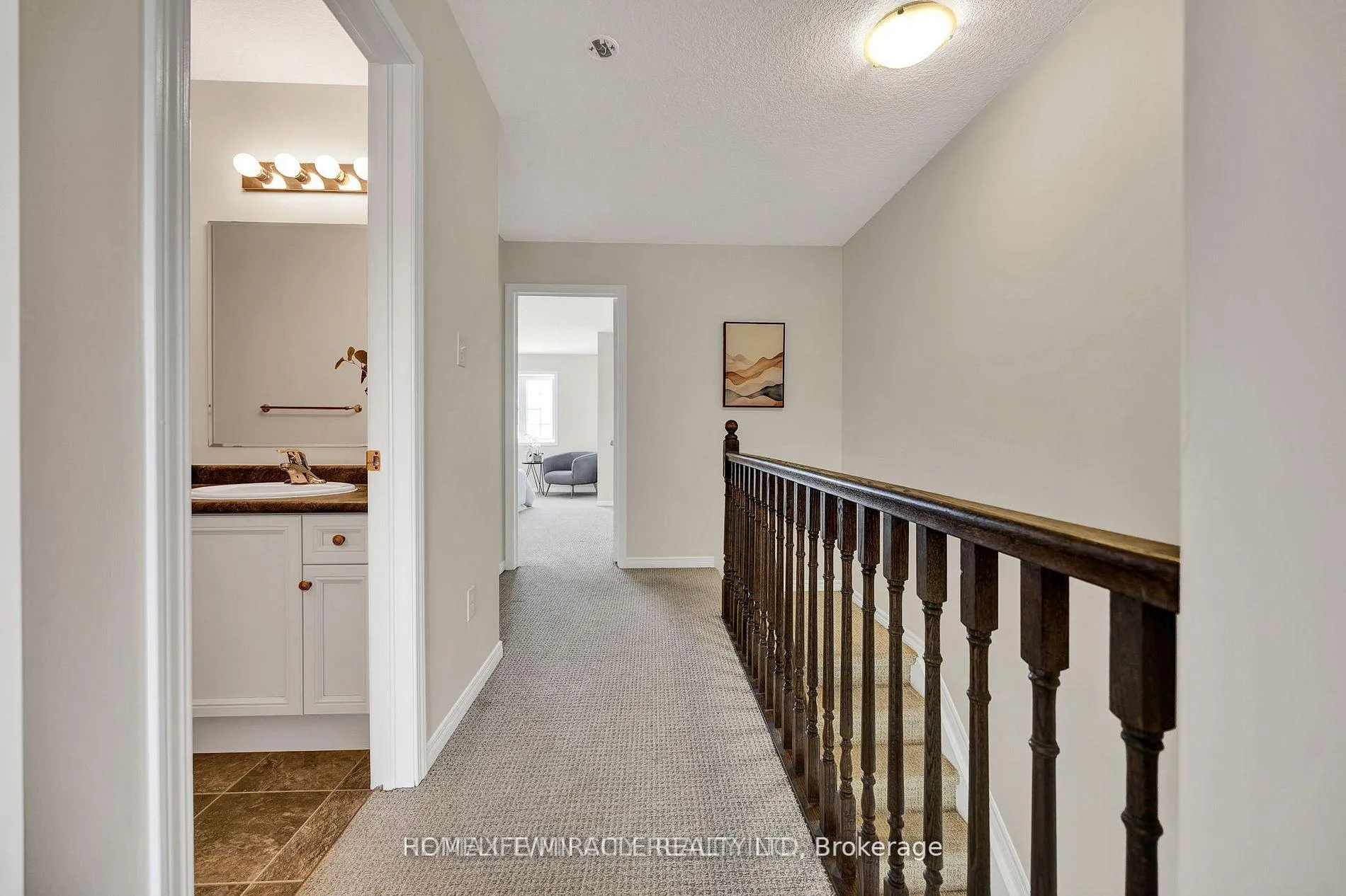 Photo 6 of 252 Countrystone Crescent, Kitchener, Highland West — HOMEH