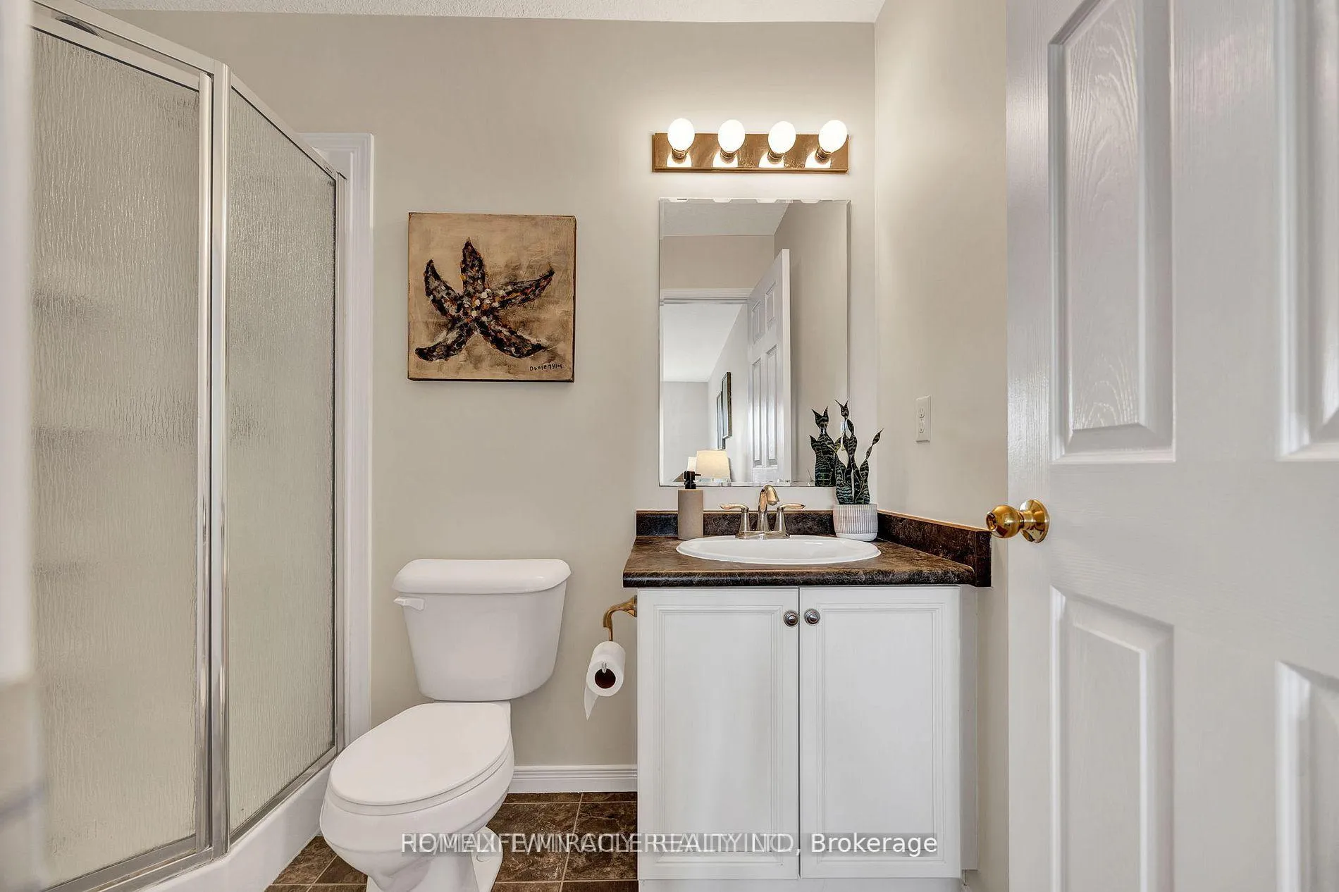 Photo 9 of 252 Countrystone Crescent, Kitchener, Highland West — HOMEH