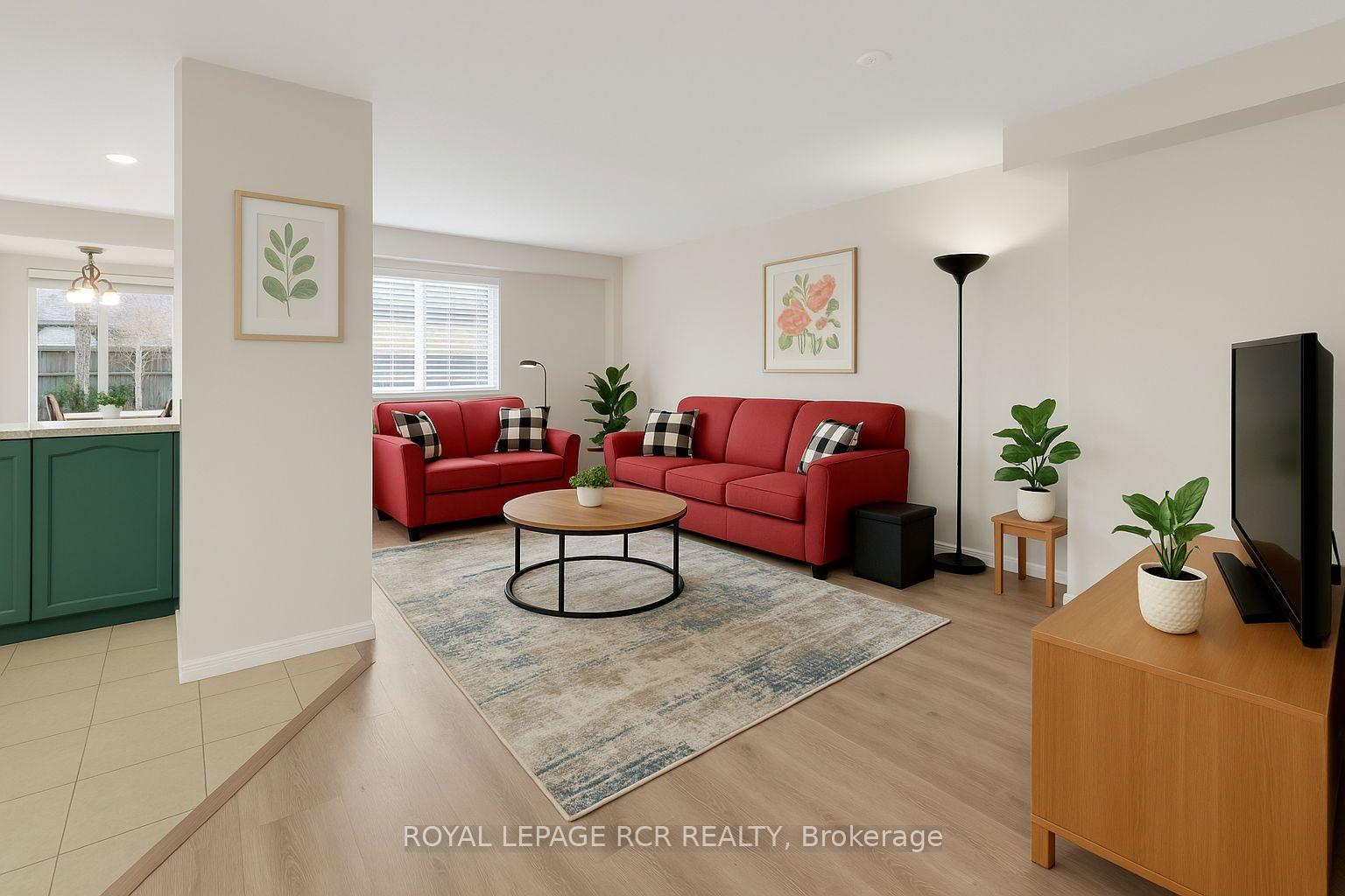 Photo 4 of 13 Queensland Crescent, Caledon, Bolton East — HOMEH