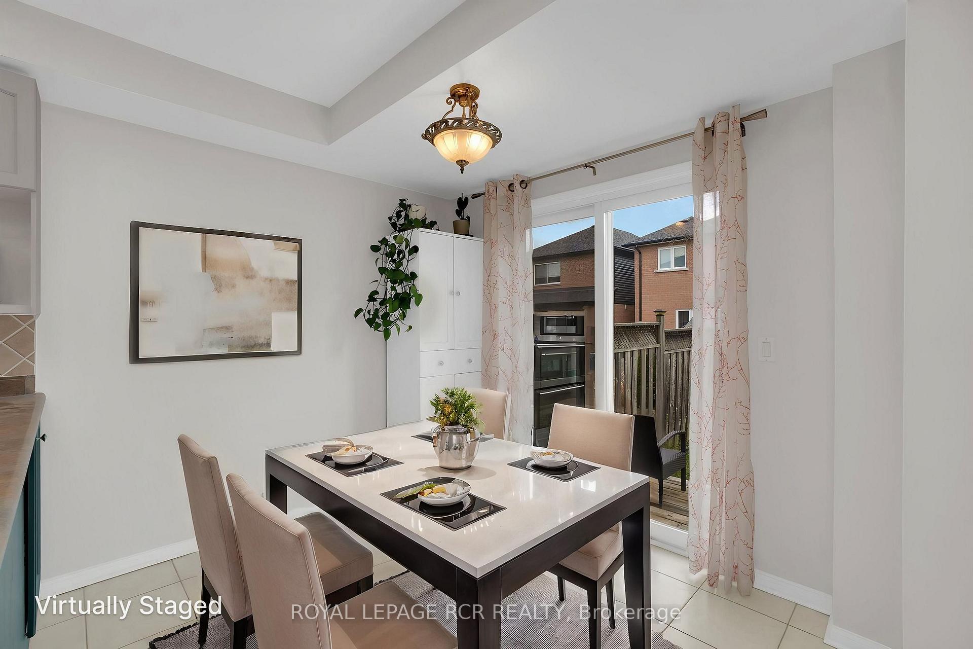Photo 5 of 13 Queensland Crescent, Caledon, Bolton East — HOMEH