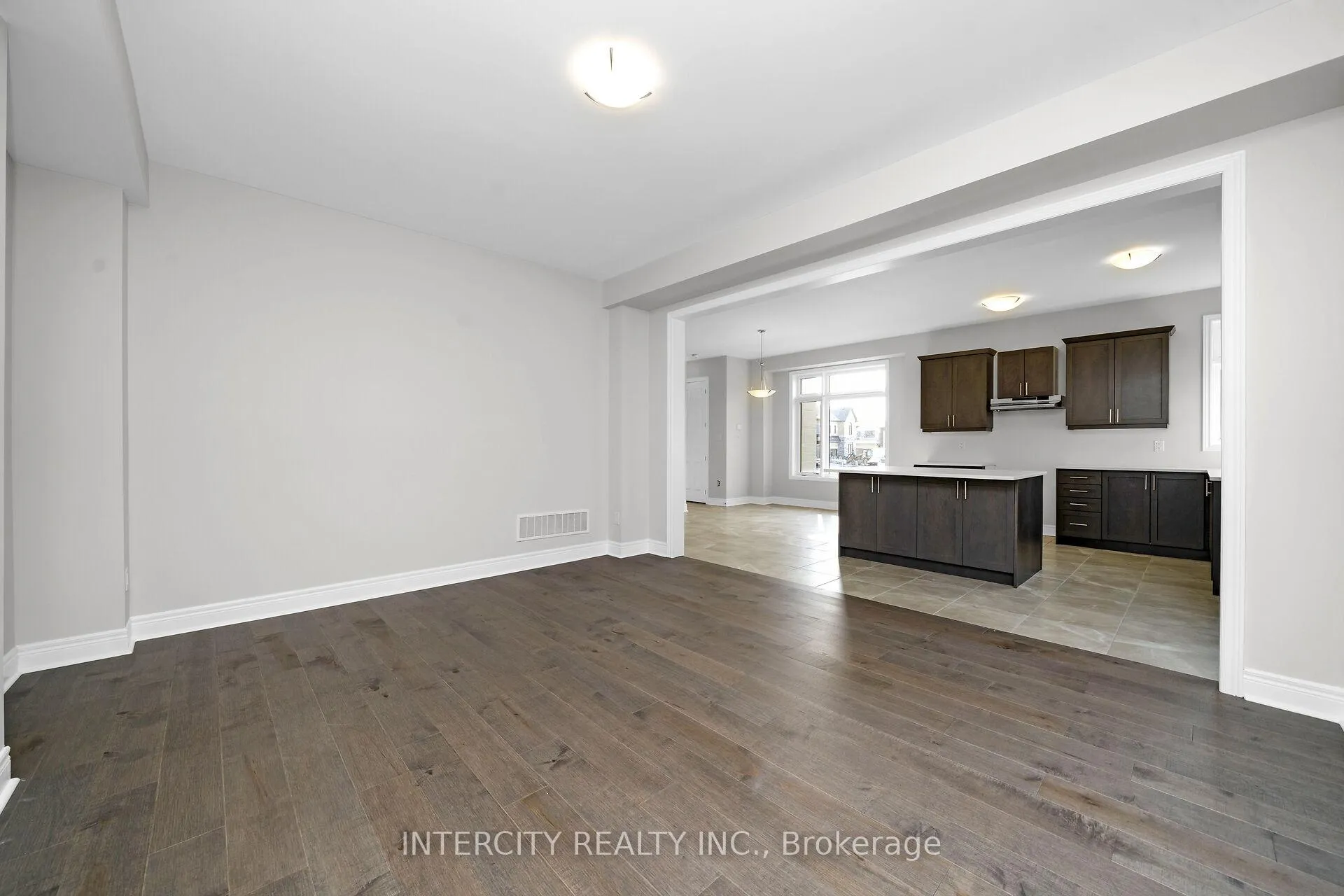 Photo 11 of Unit Lot 92, 29 Kessler Drive, Brampton, Sandringham-Wellington North — HOMEH