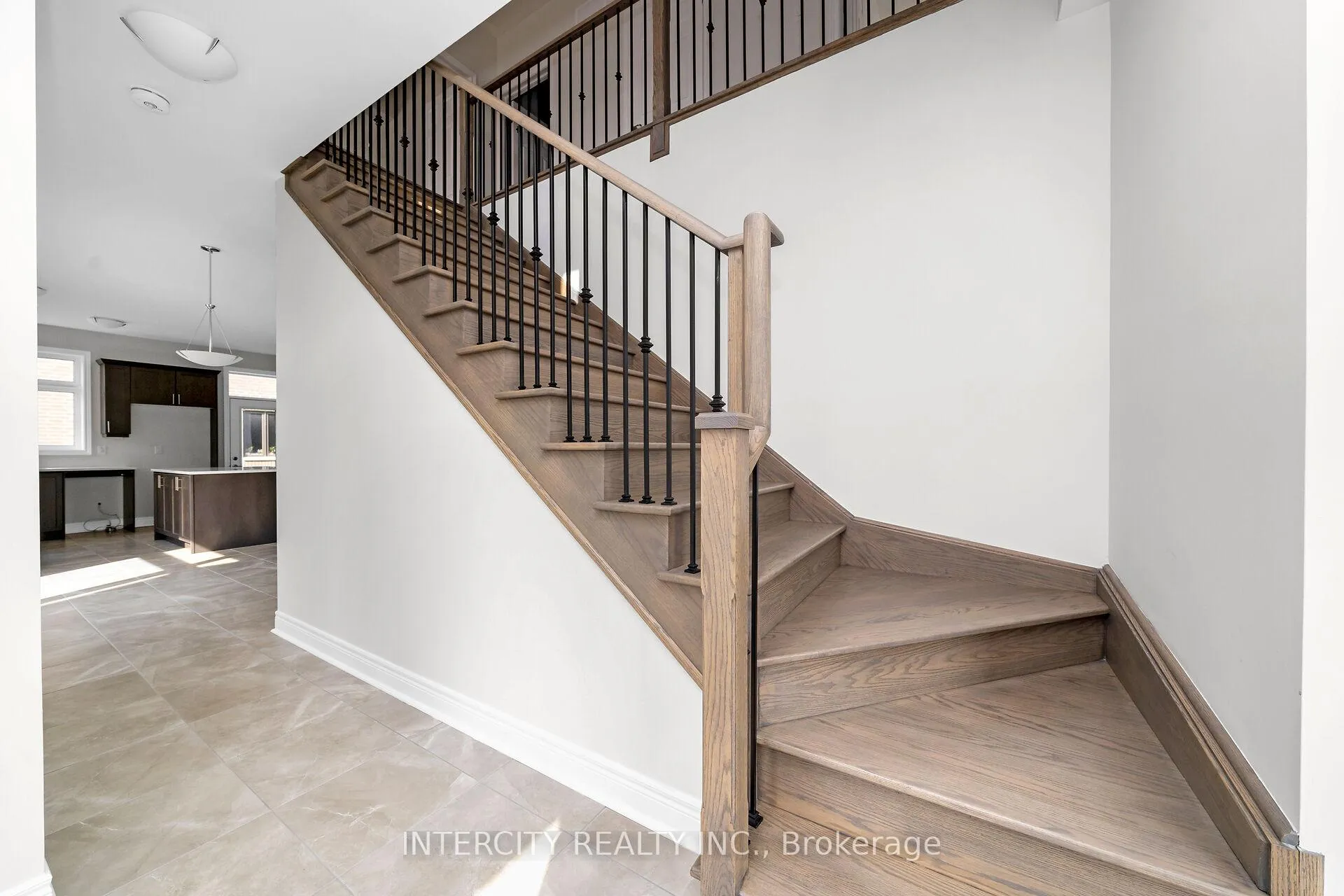 Photo 15 of Unit Lot 92, 29 Kessler Drive, Brampton, Sandringham-Wellington North — HOMEH