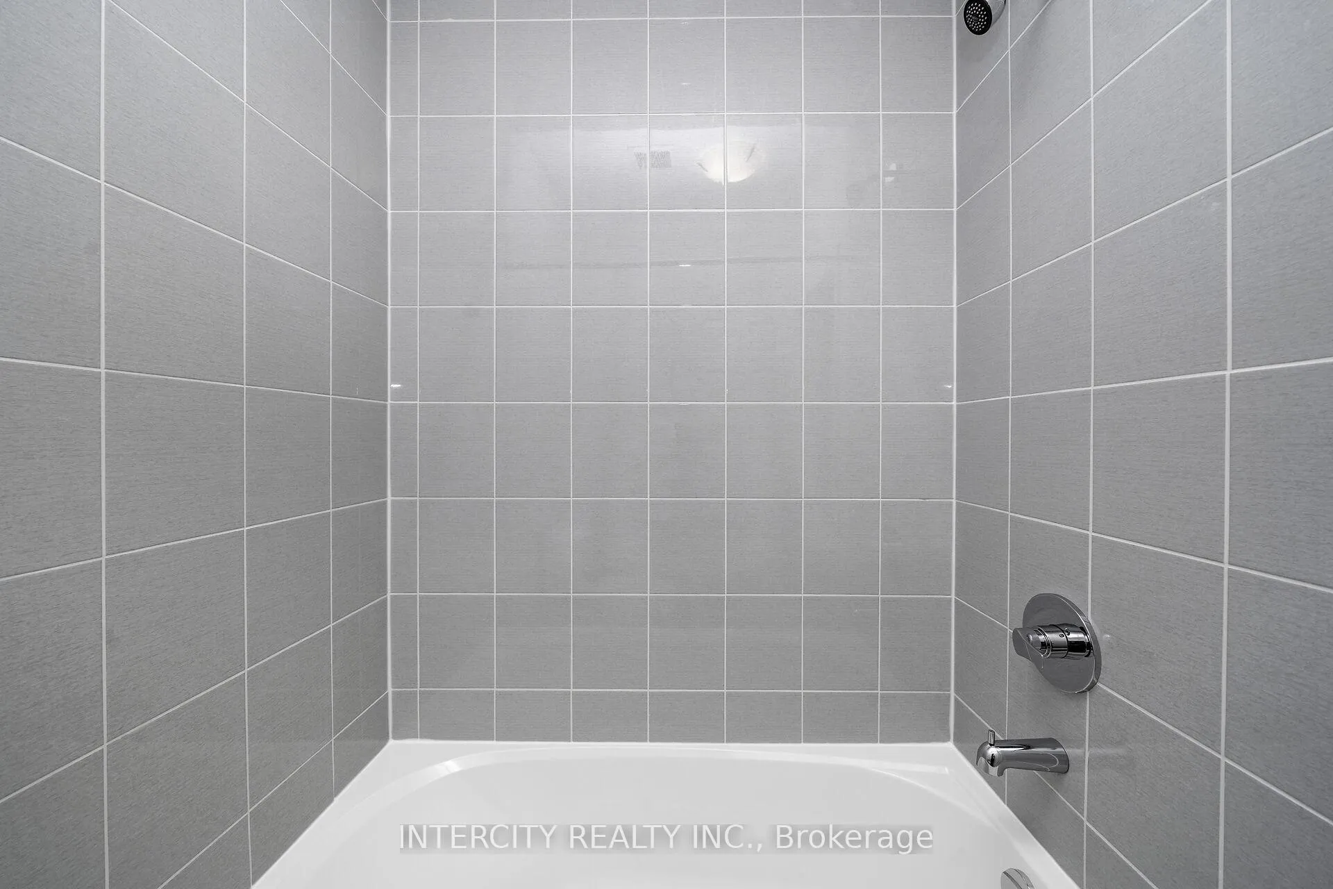 Photo 25 of Unit Lot 92, 29 Kessler Drive, Brampton, Sandringham-Wellington North — HOMEH