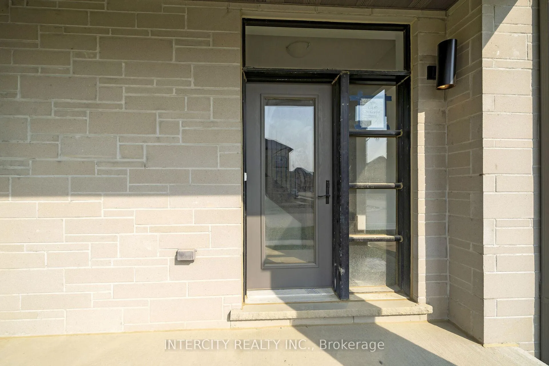 Photo 33 of Unit Lot 92, 29 Kessler Drive, Brampton, Sandringham-Wellington North — HOMEH