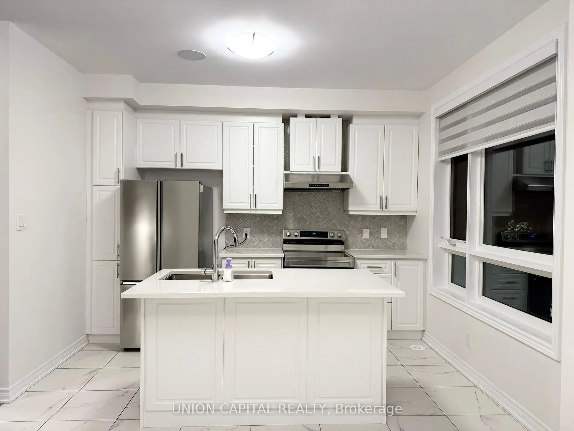 Photo 1 of 22 Robert Eaton Avenue, Markham, Middlefield — HOMEH