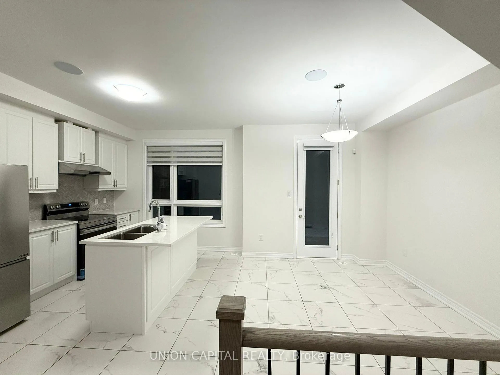 Photo 6 of 22 Robert Eaton Avenue, Markham, Middlefield — HOMEH