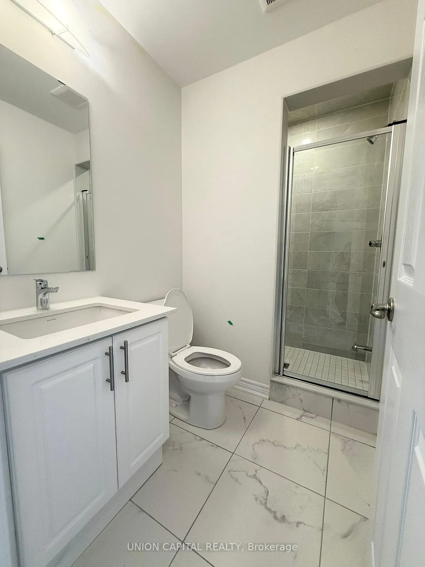 Photo 19 of 22 Robert Eaton Avenue, Markham, Middlefield — HOMEH