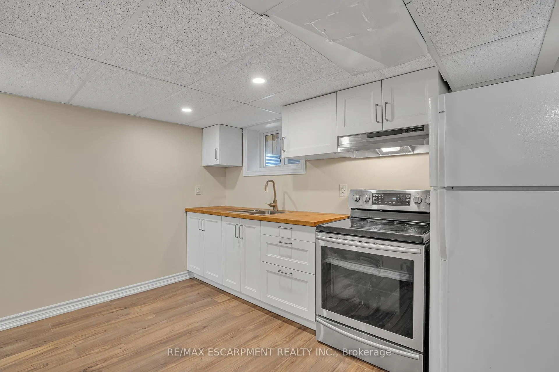 Photo 25 of 38 Eastvale Place, Hamilton, McQuesten — HOMEH