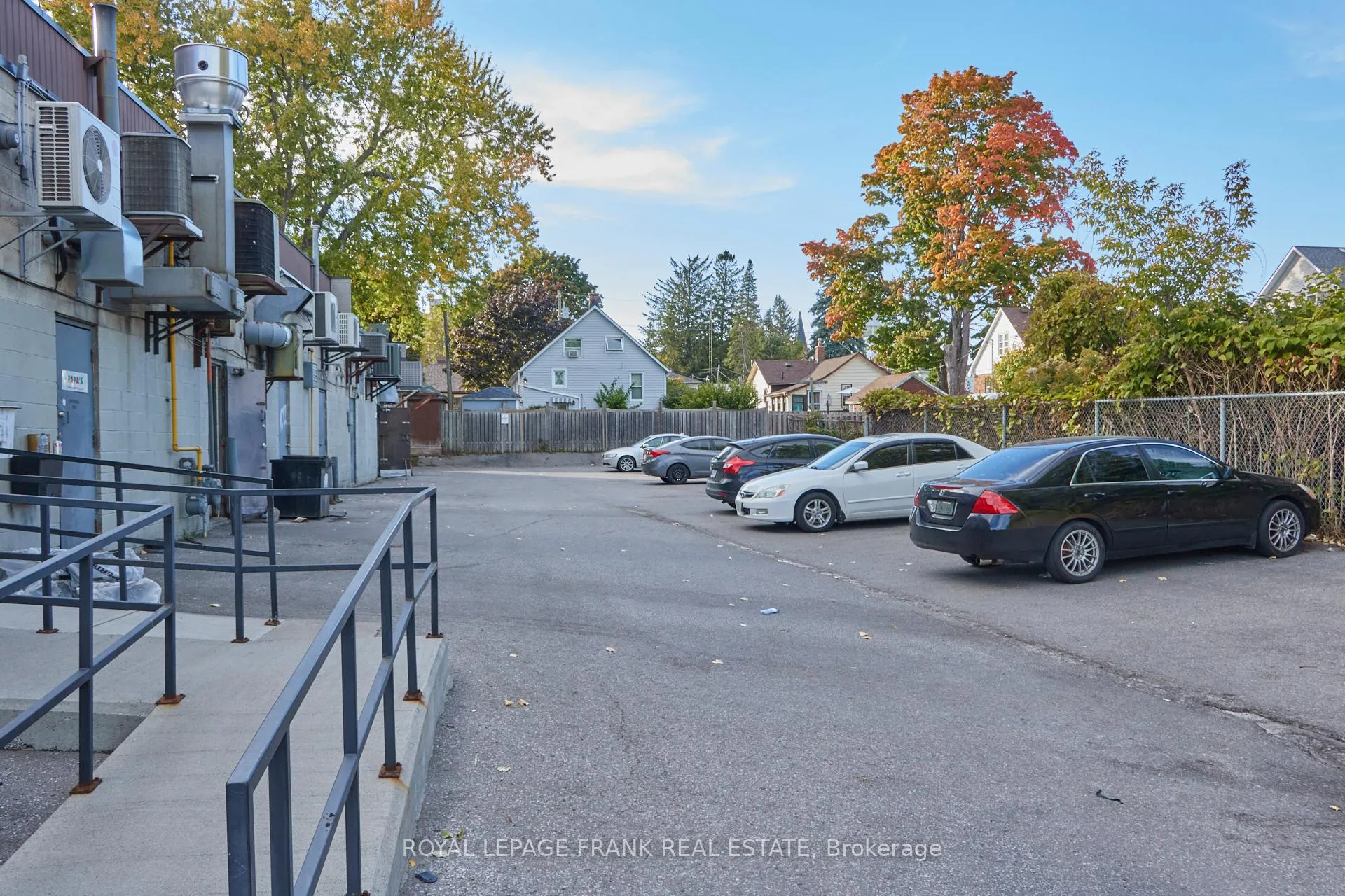 Photo 11 of Unit 8, 136 King Street, Clarington, Bowmanville — HOMEH
