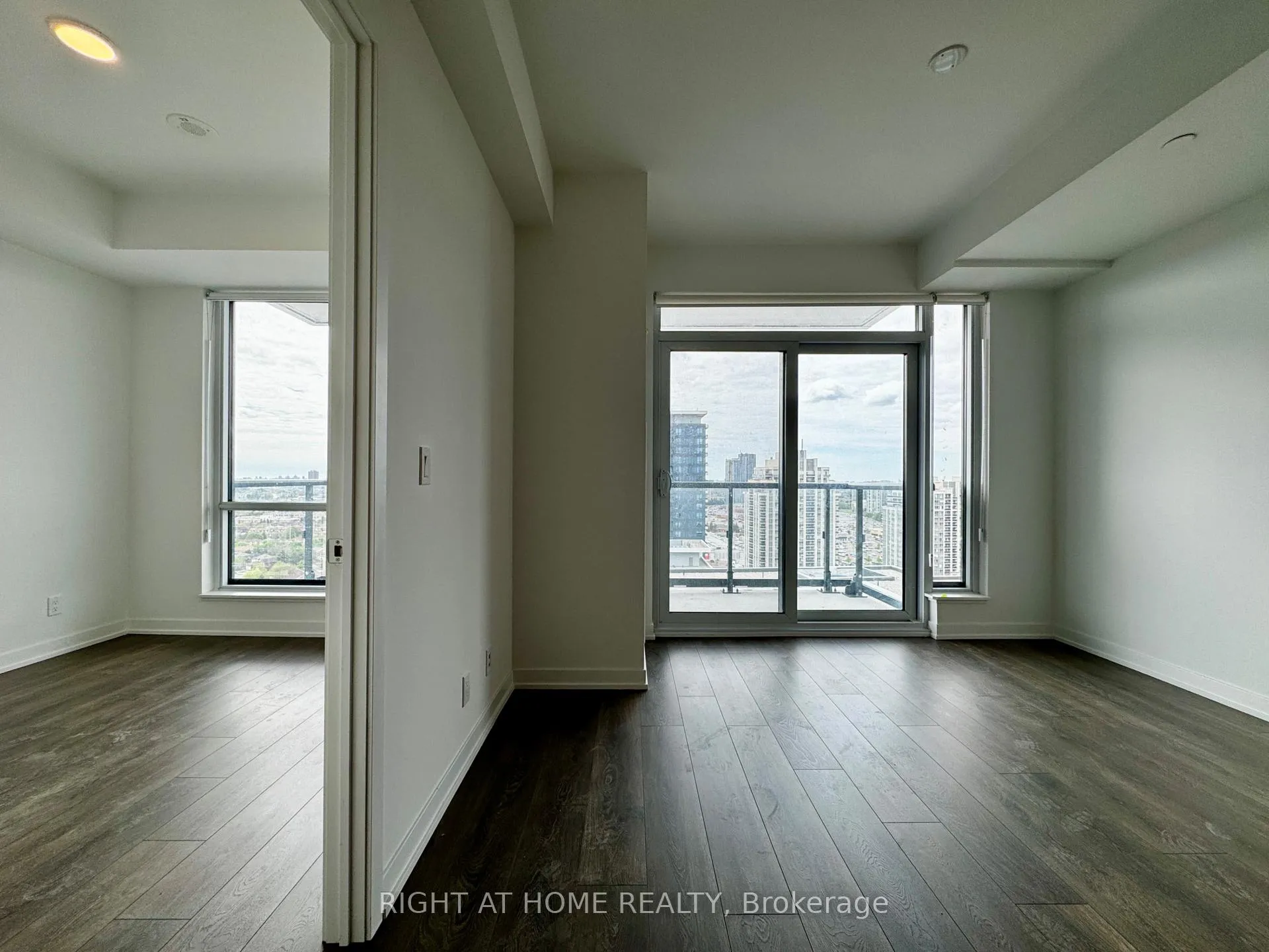 Photo 11 of Unit 2110, 7950 Bathurst Street, Vaughan, Beverley Glen — HOMEH